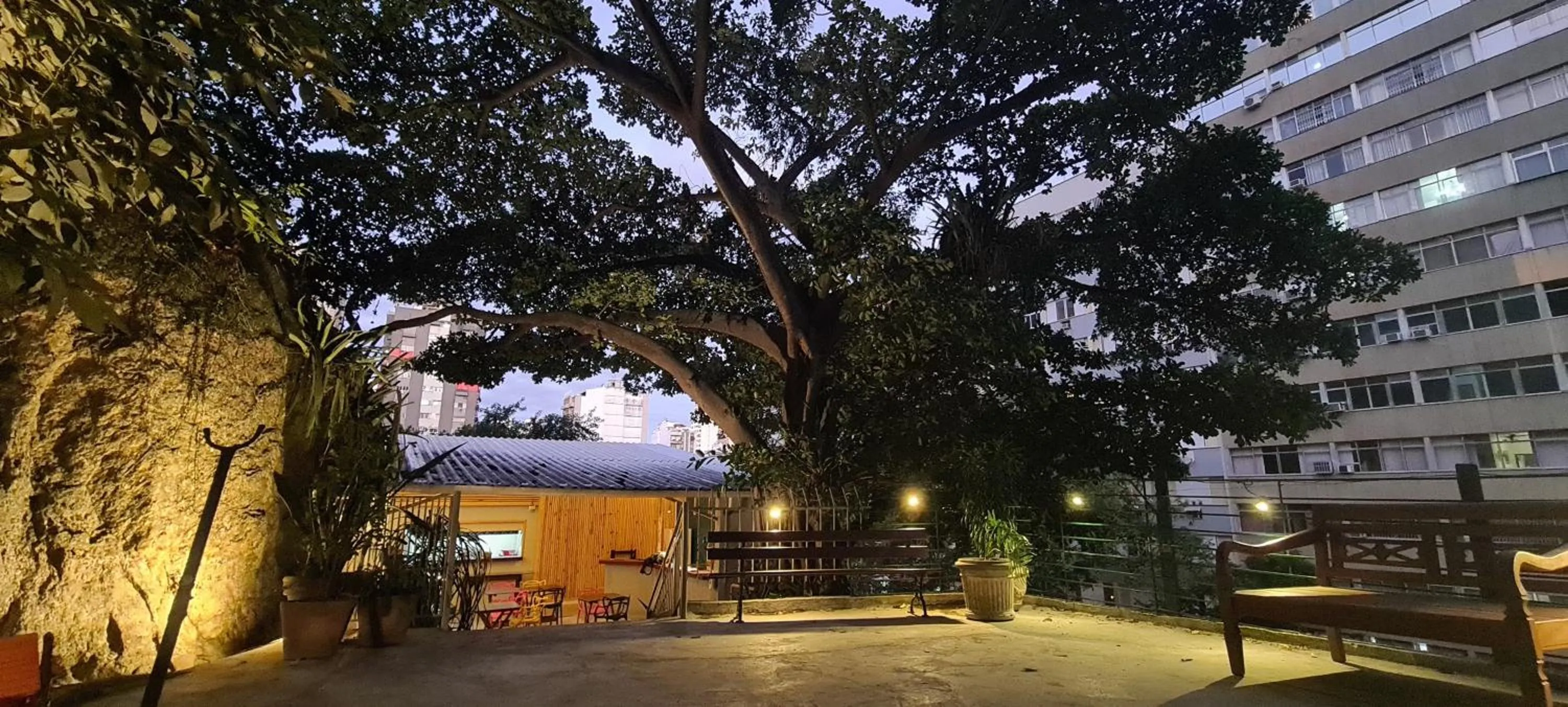 Property building in Icaraí Suítes