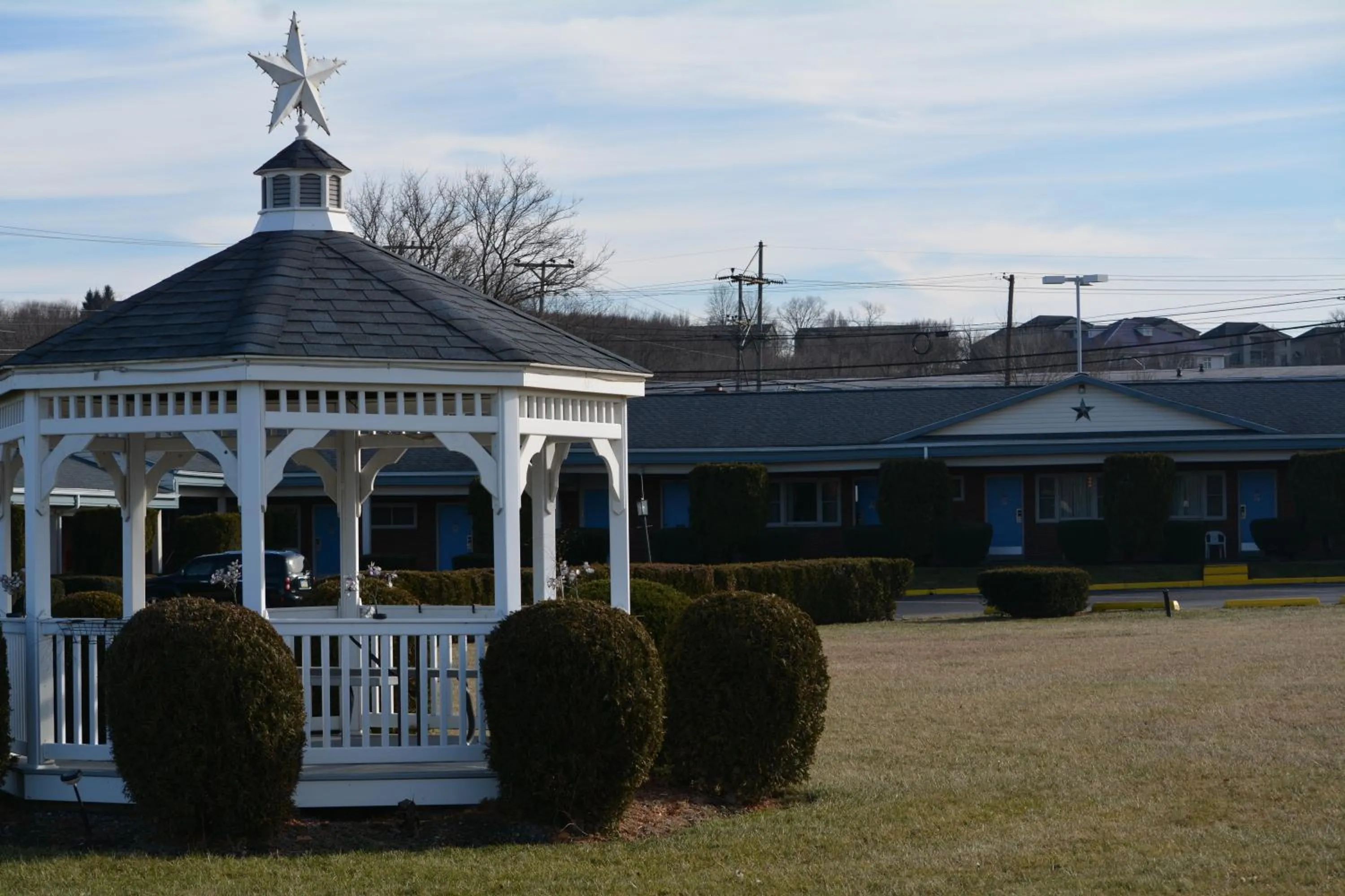 Property building in WYE Motor Lodge Duncansville - Altoona