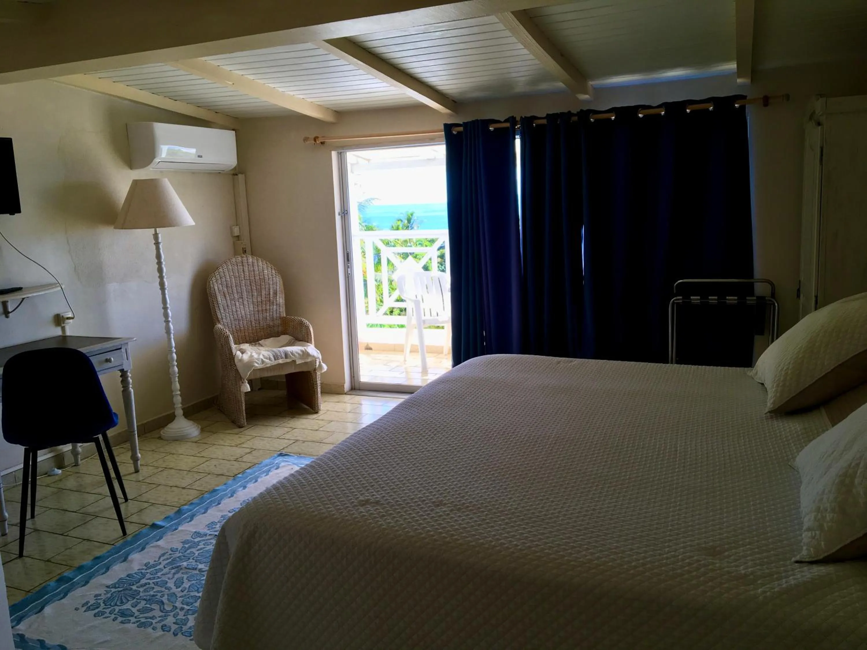 Bedroom, Bed in Hotel Cap Sud Caraibes