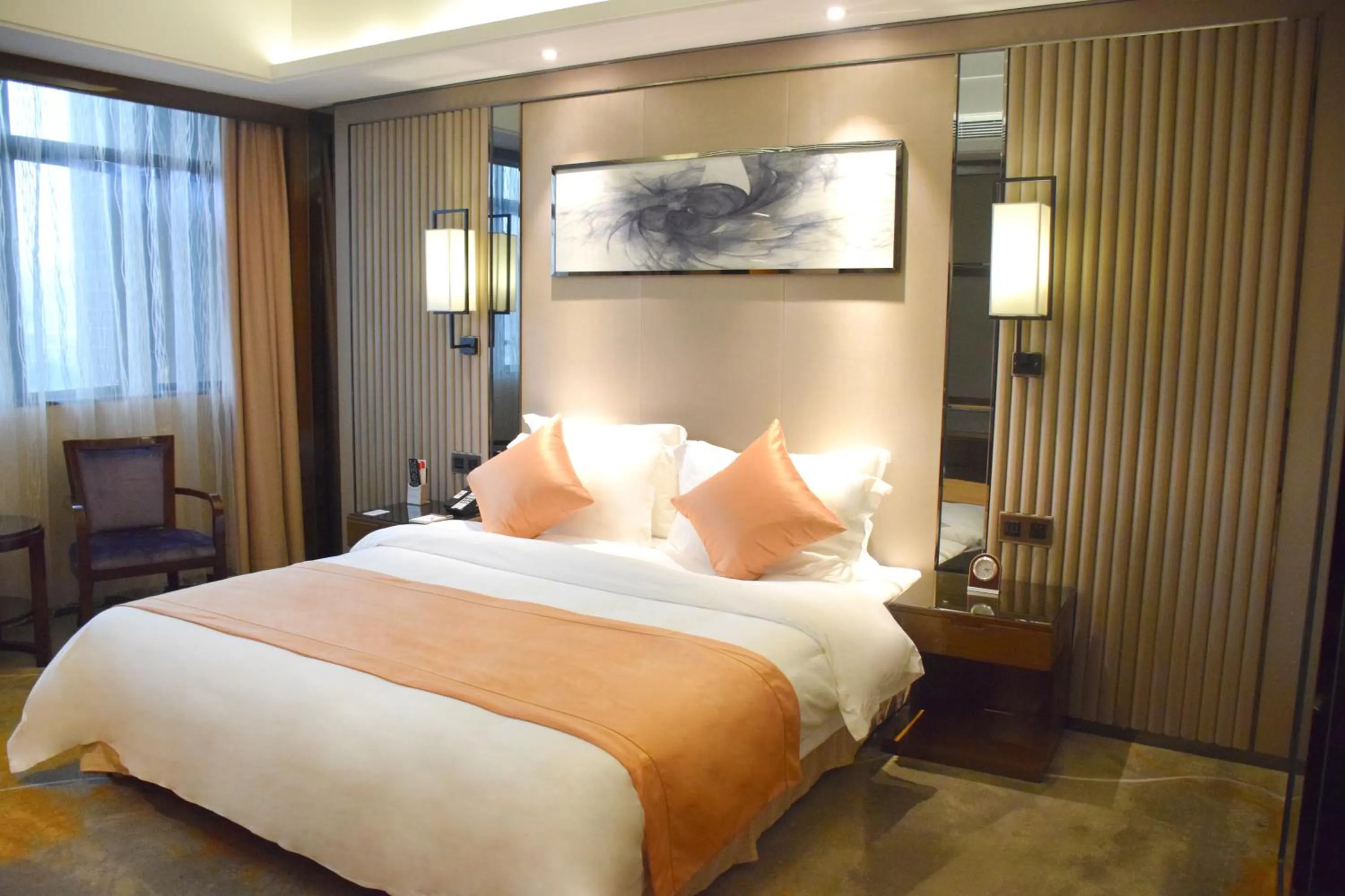 Bedroom, Bed in Ramada Foshan Hotel