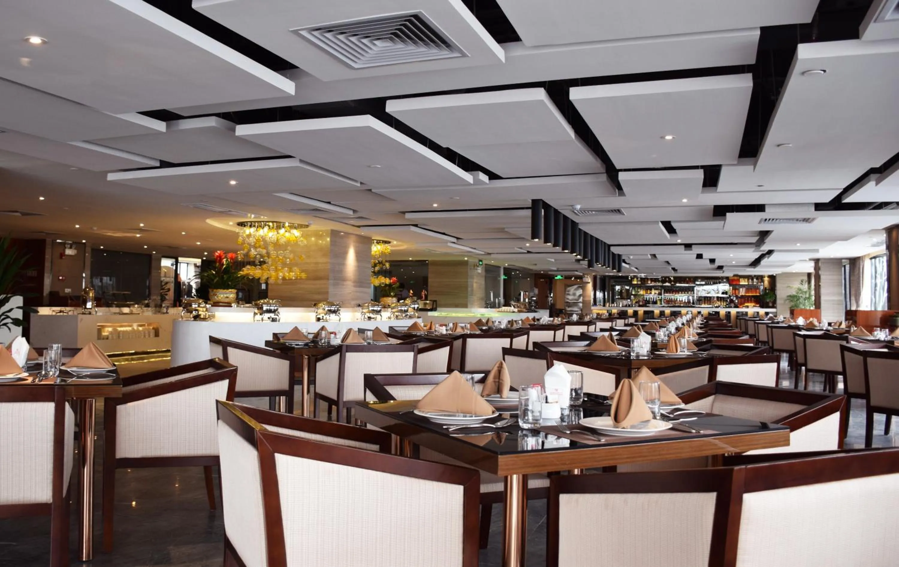 Restaurant/places to eat in Ramada Foshan Hotel