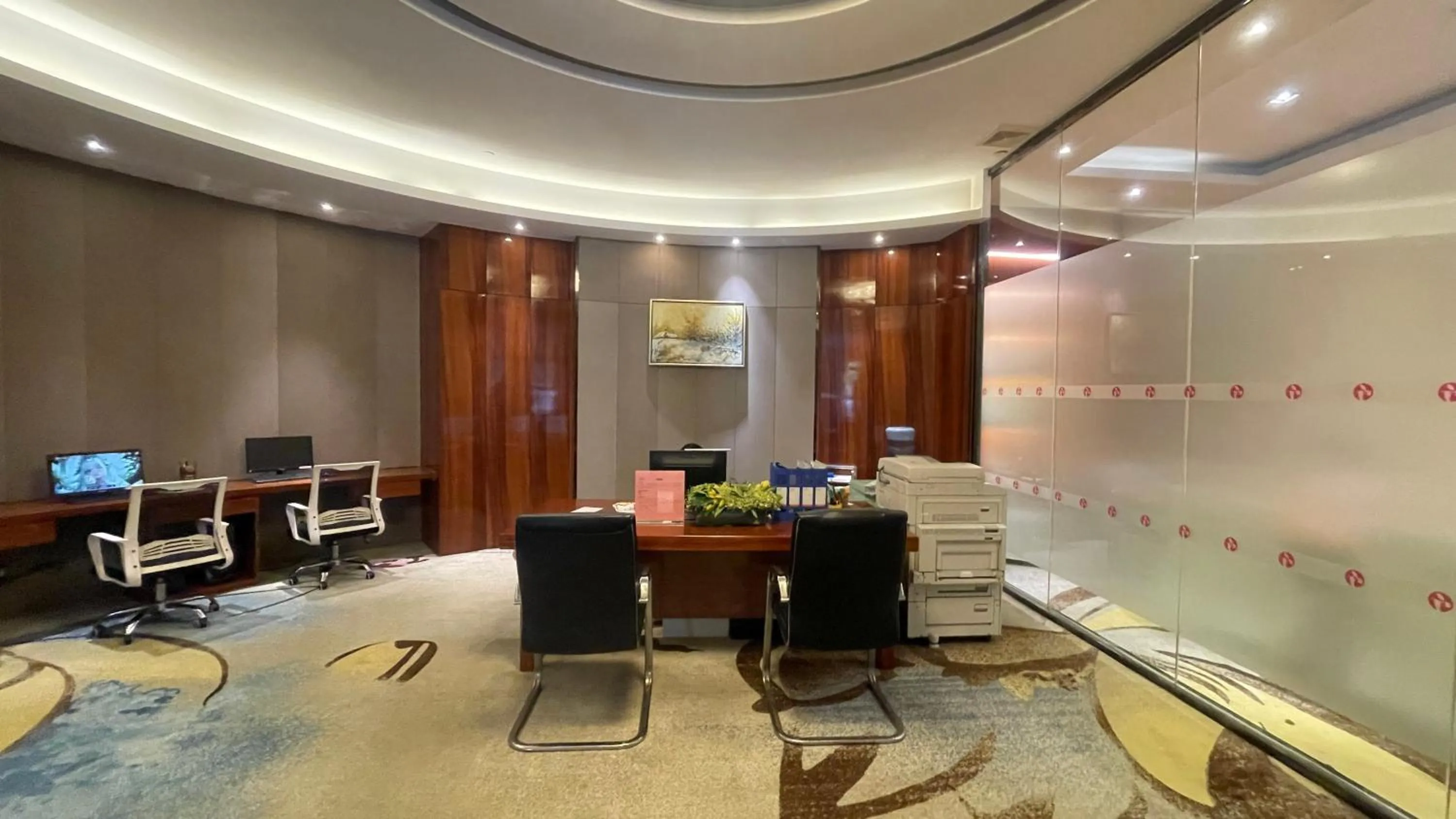 Business facilities in Ramada Foshan Hotel
