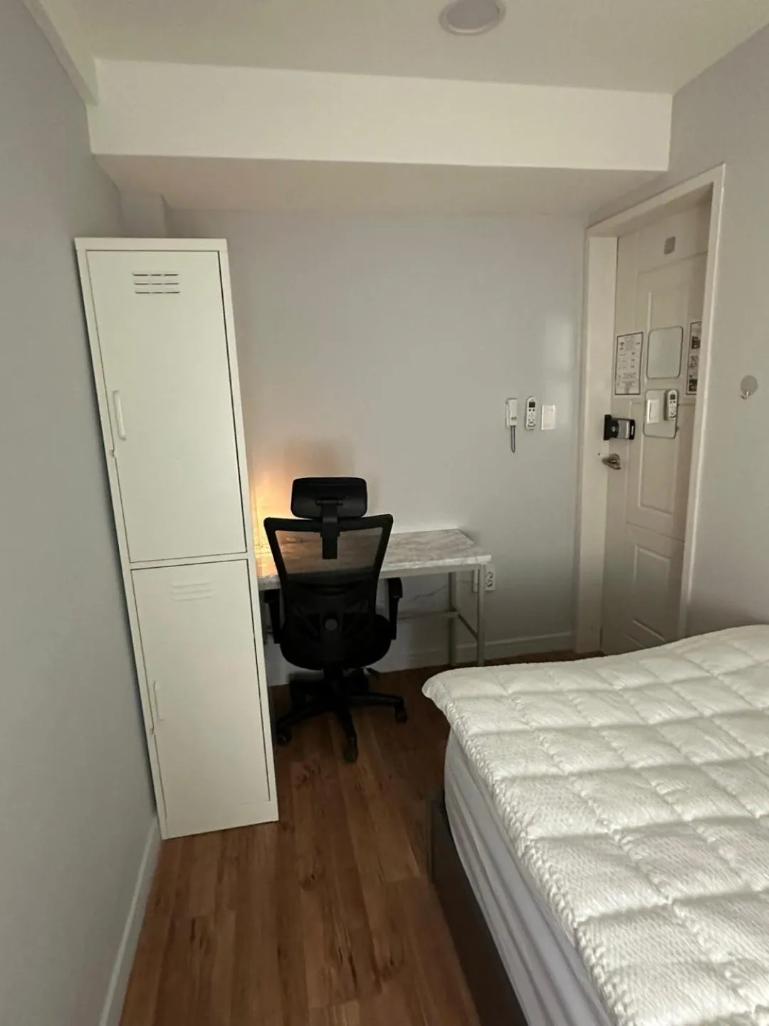 Bed in Elephant Hostel Nampo