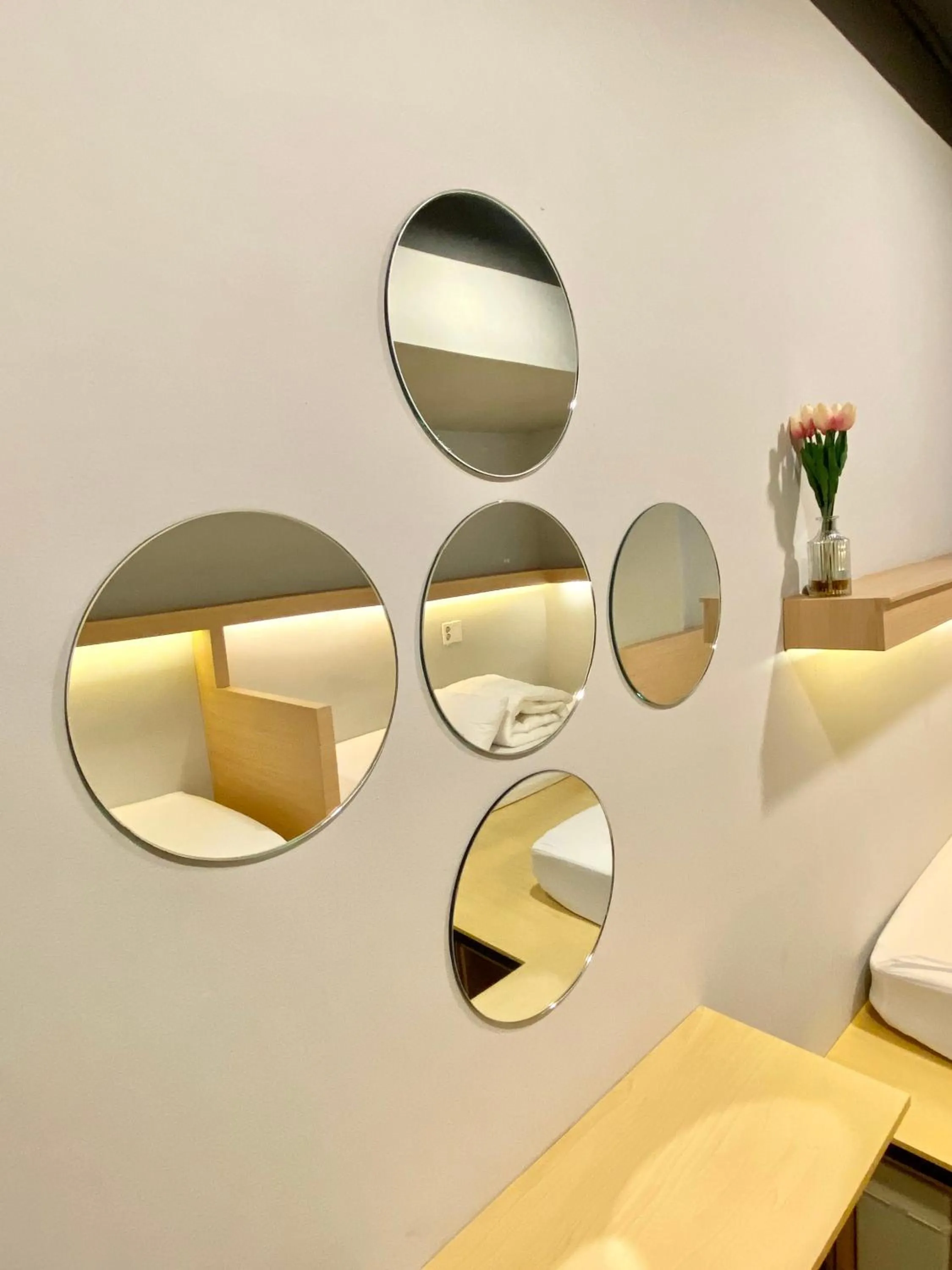 Elephant Hostel Nampo