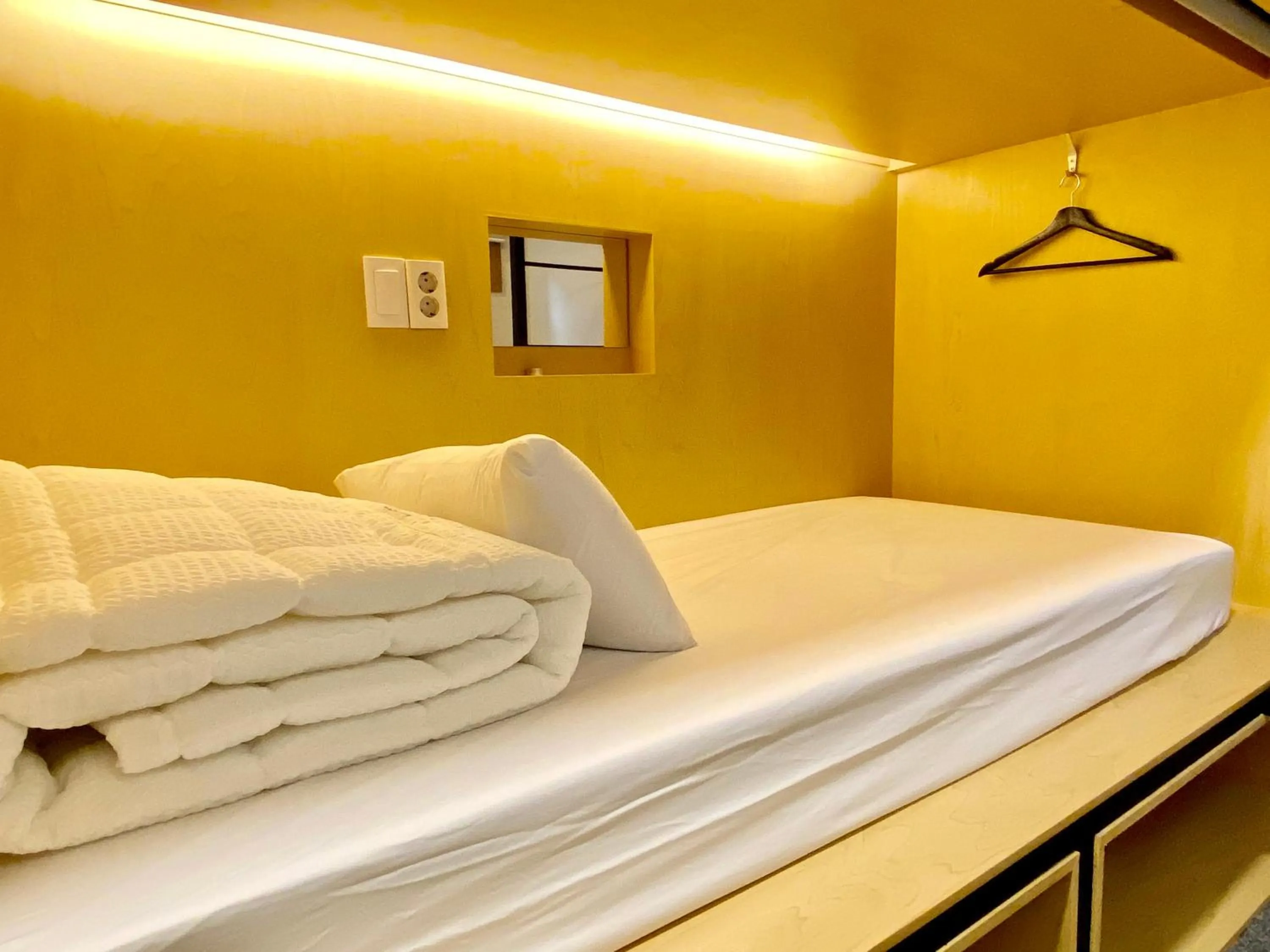 Elephant Hostel Nampo