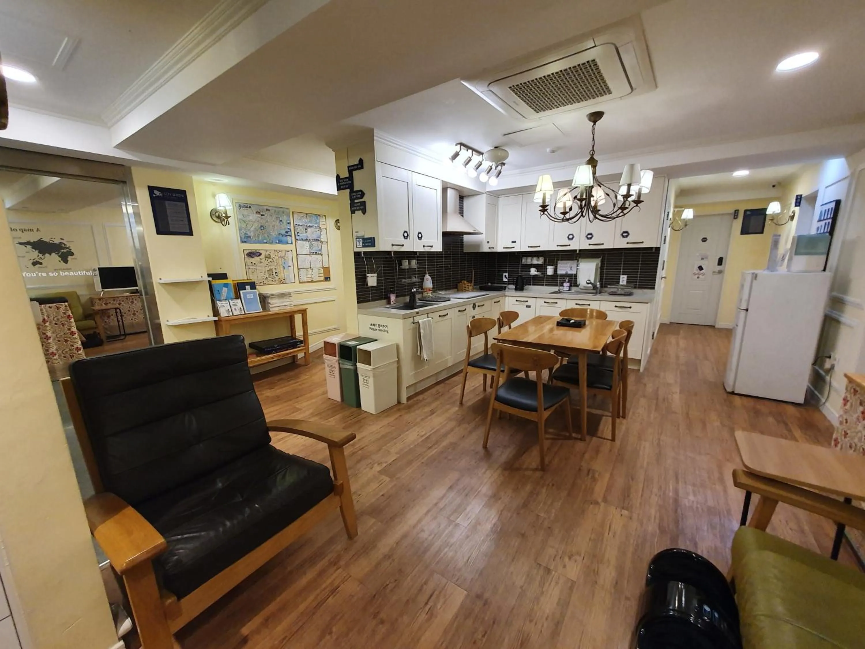 Living room in Elephant Hostel Nampo