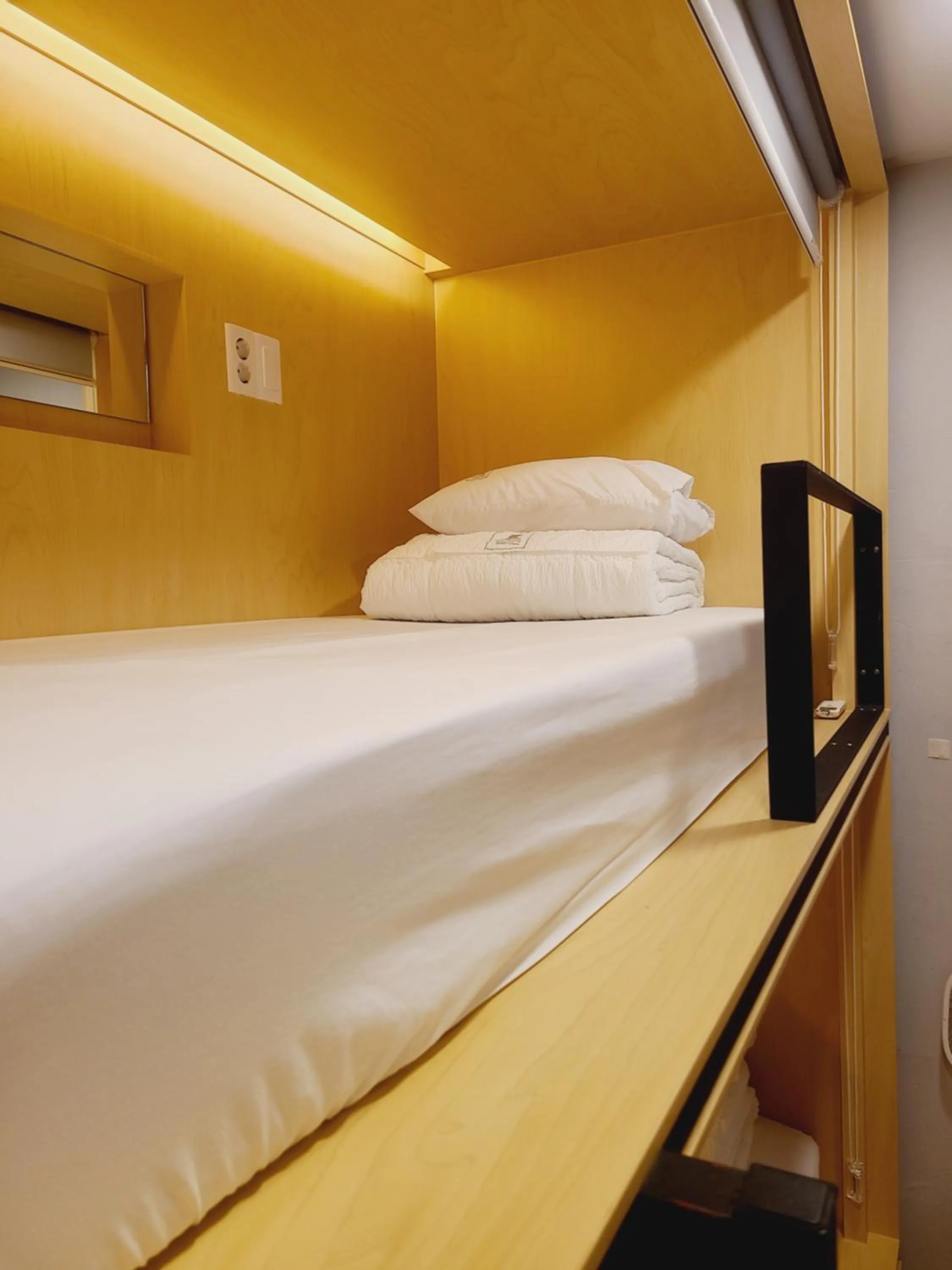 Bed in Elephant Hostel Nampo