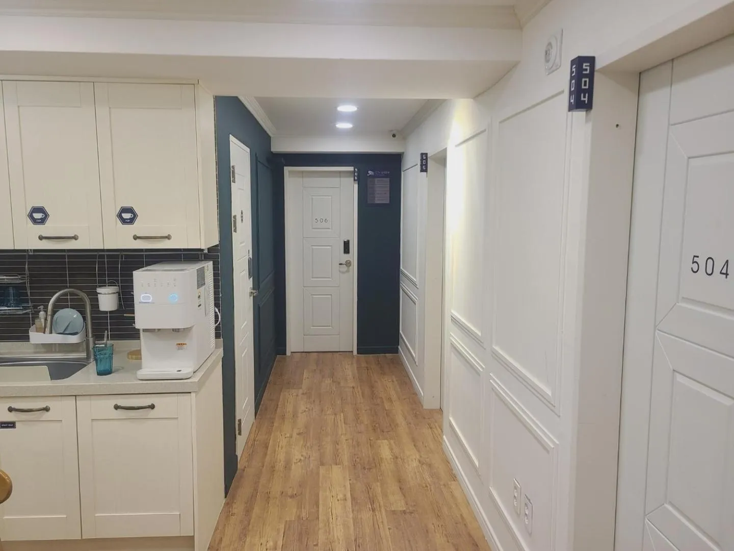 Kitchen or kitchenette in Elephant Hostel Nampo