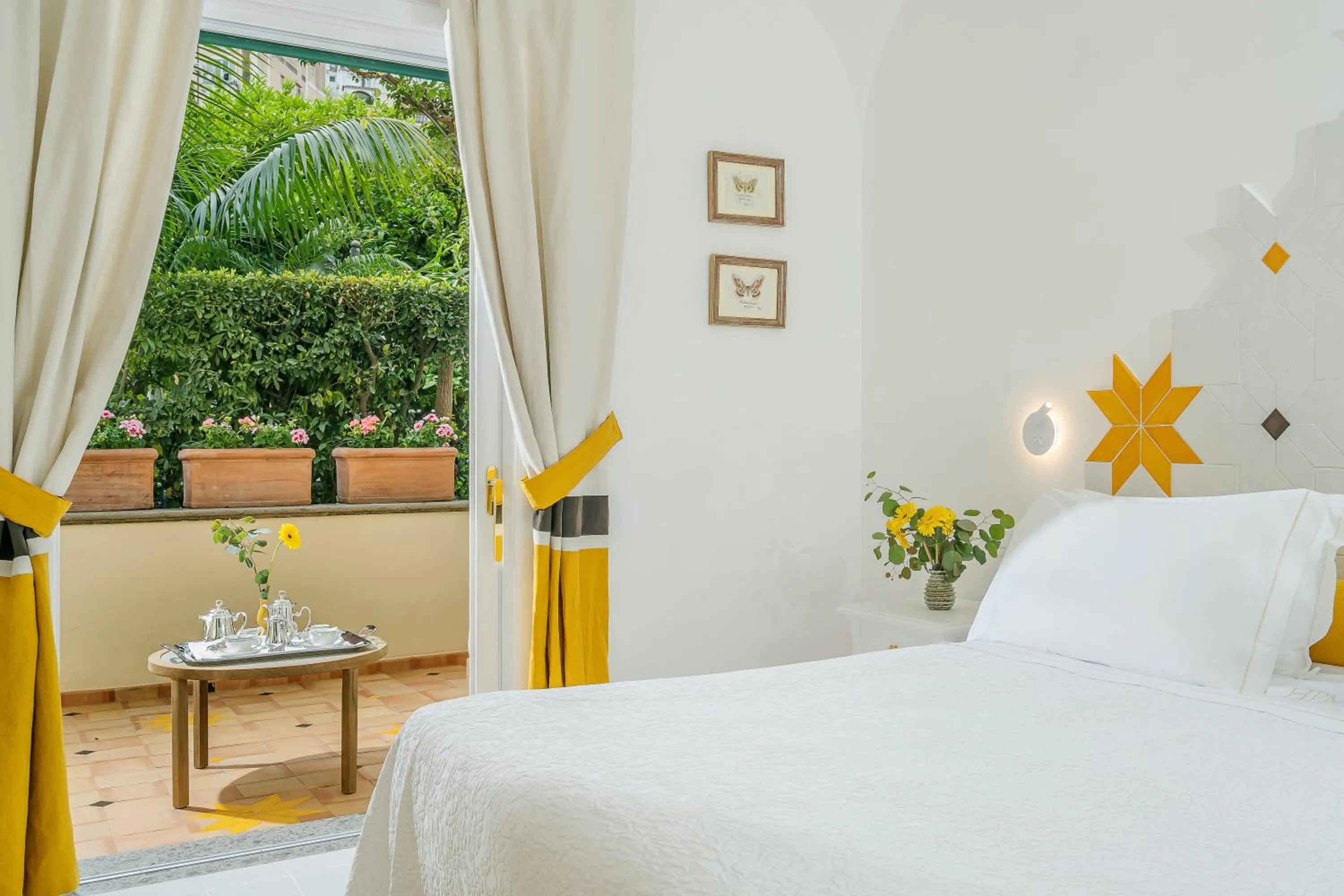 Bed in Hotel Palazzo Murat