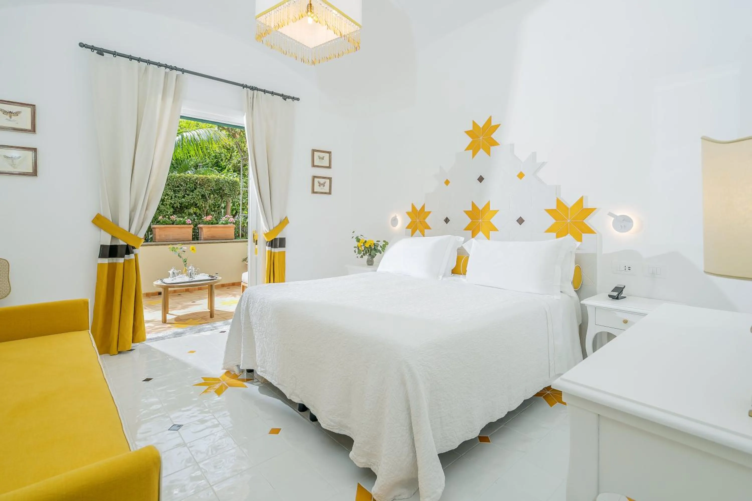 Bed in Hotel Palazzo Murat