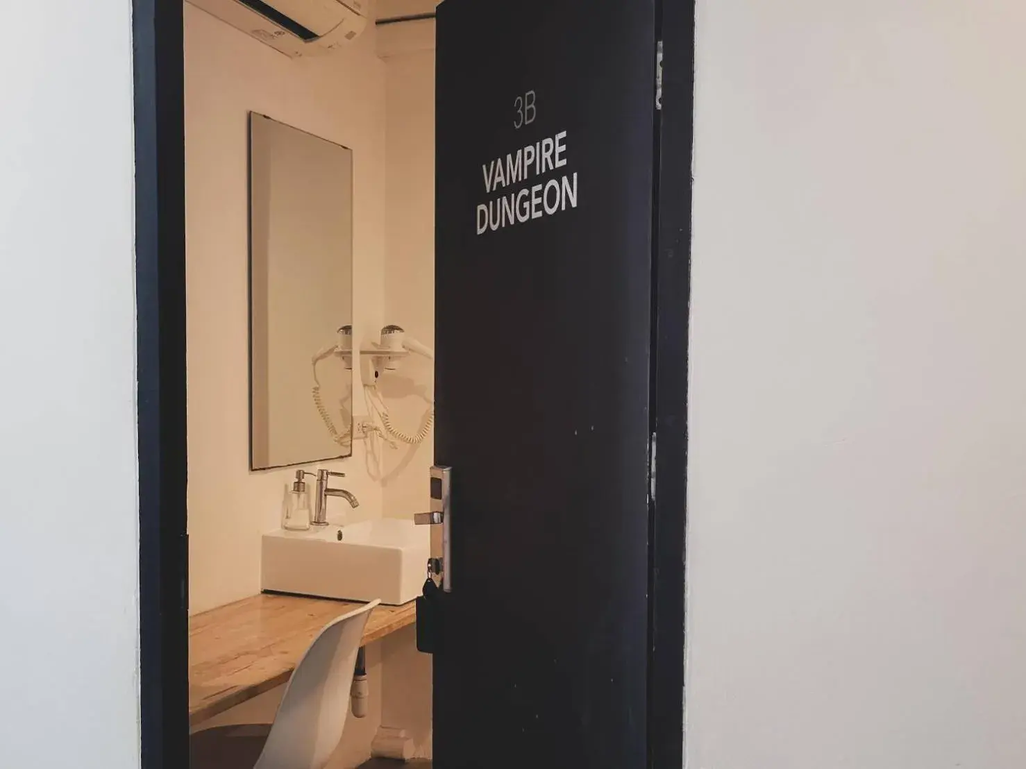 Budget Double Room in HOLY SHEET Hostel Budget Double Room in HOLY SHEET Hostel