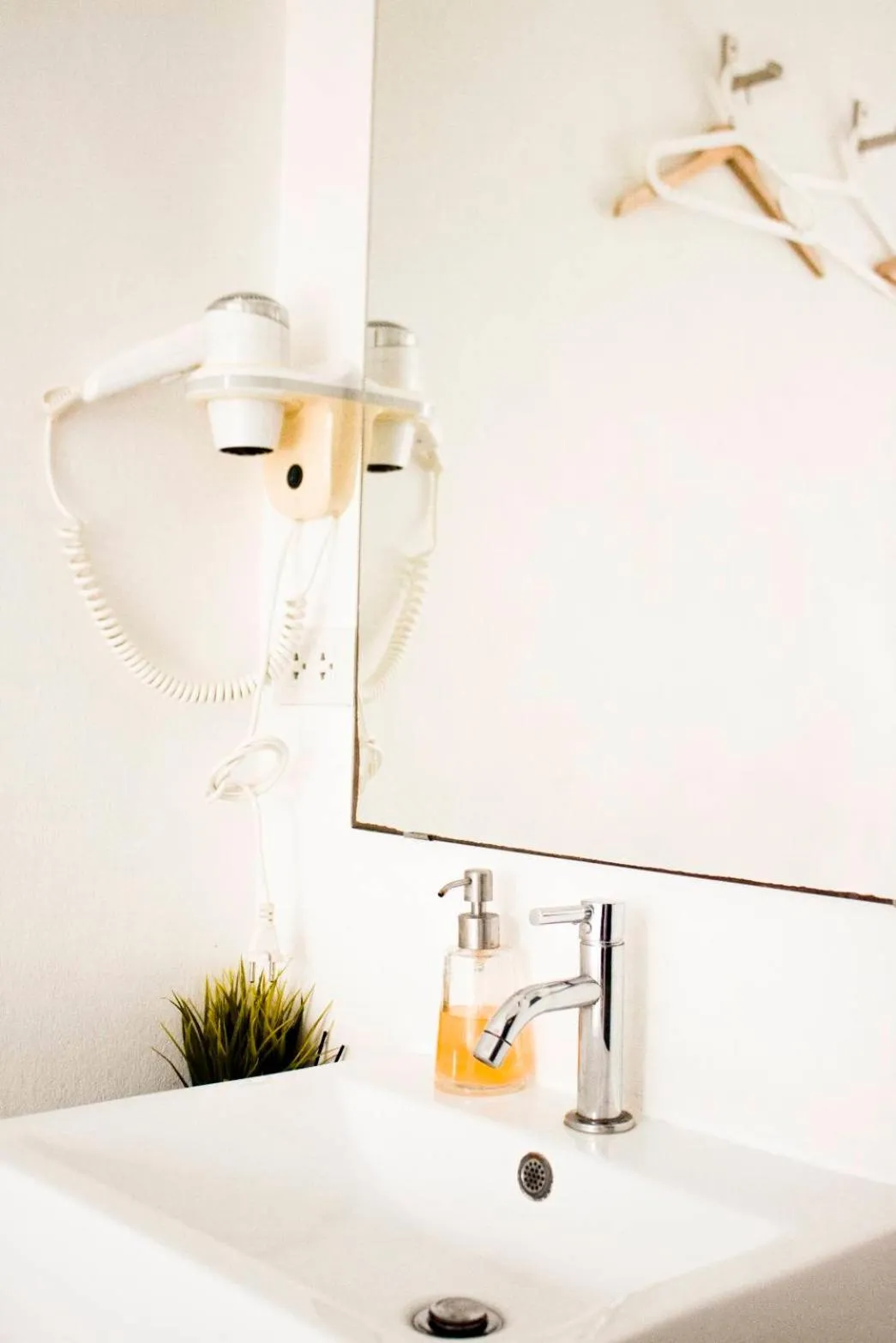 Photo of the whole room in HOLY SHEET Hostel