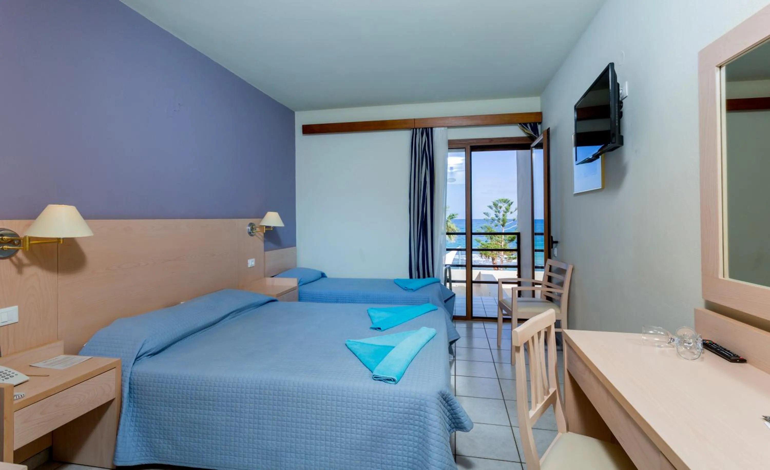 Bed in Dessole Malia Beach - All Inclusive