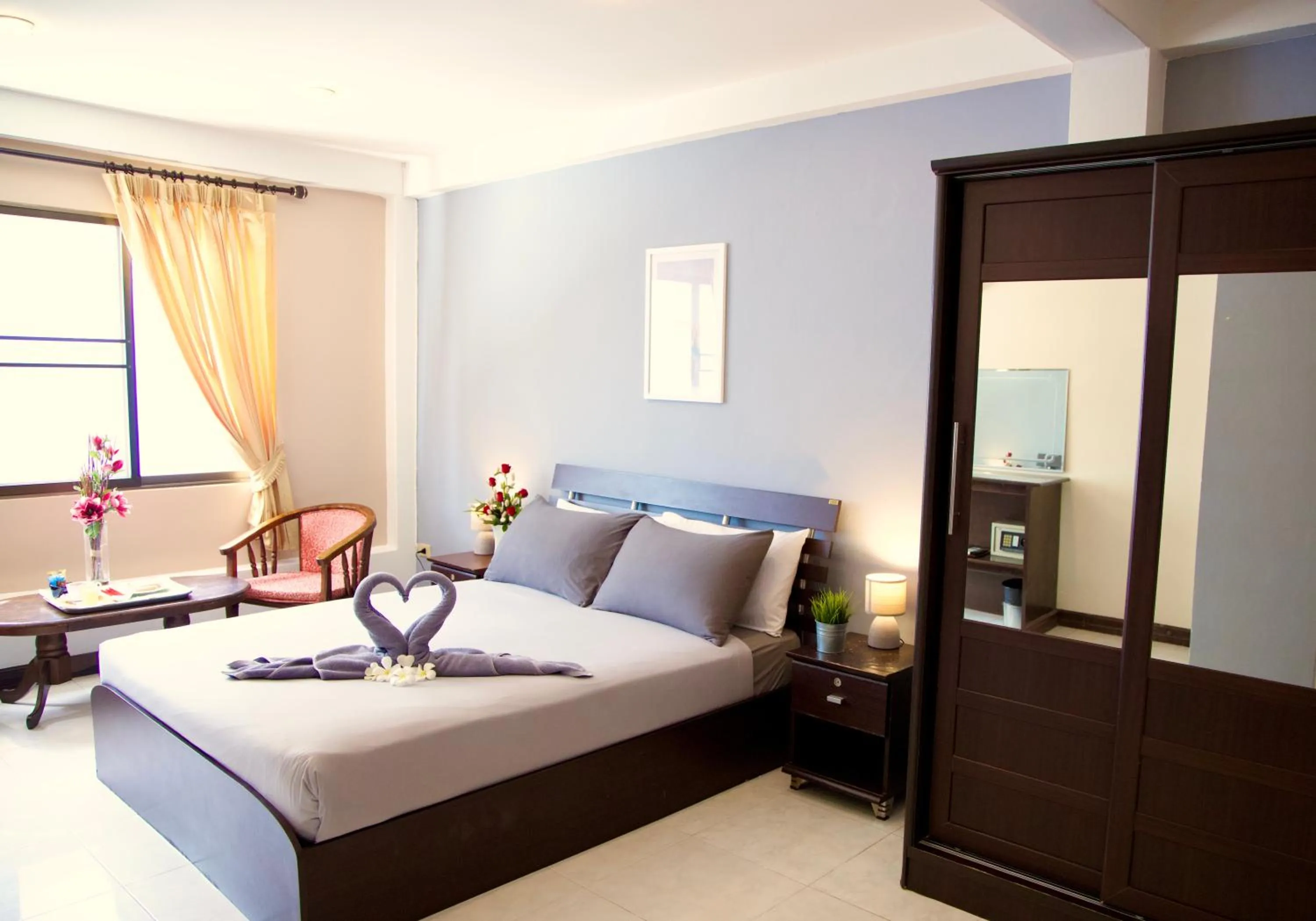 Bedroom, Bed in GOLDEN GUESTHOUSE by The Beach Cha Am