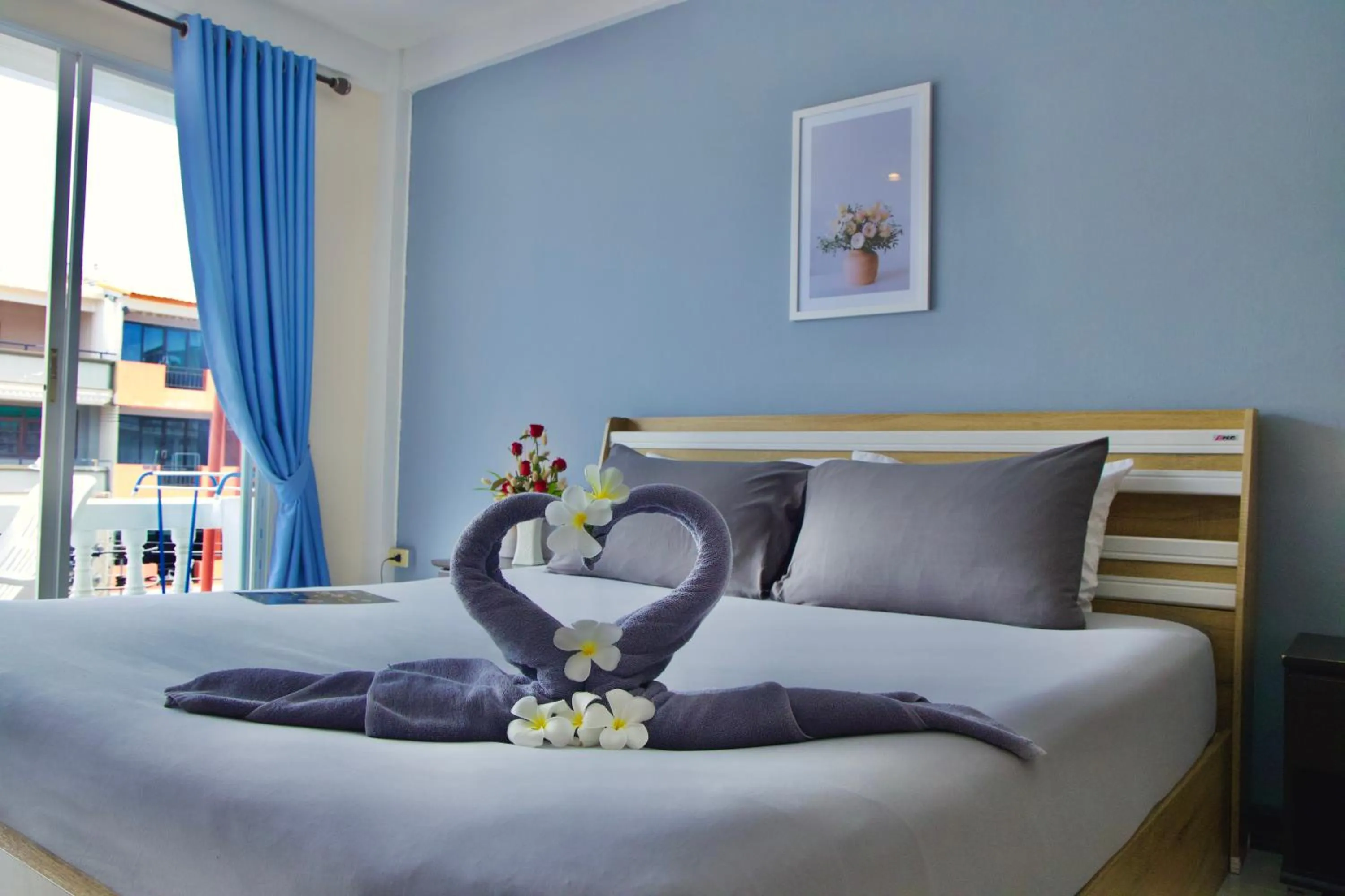 Bedroom, Bed in GOLDEN GUESTHOUSE by The Beach Cha Am