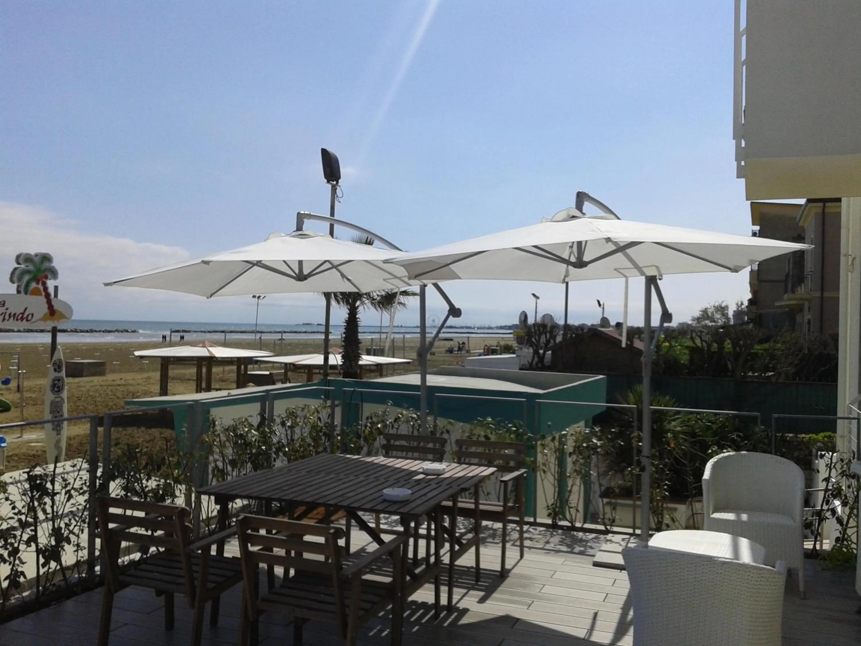 Communal lounge/ TV room in Hotel Madalù