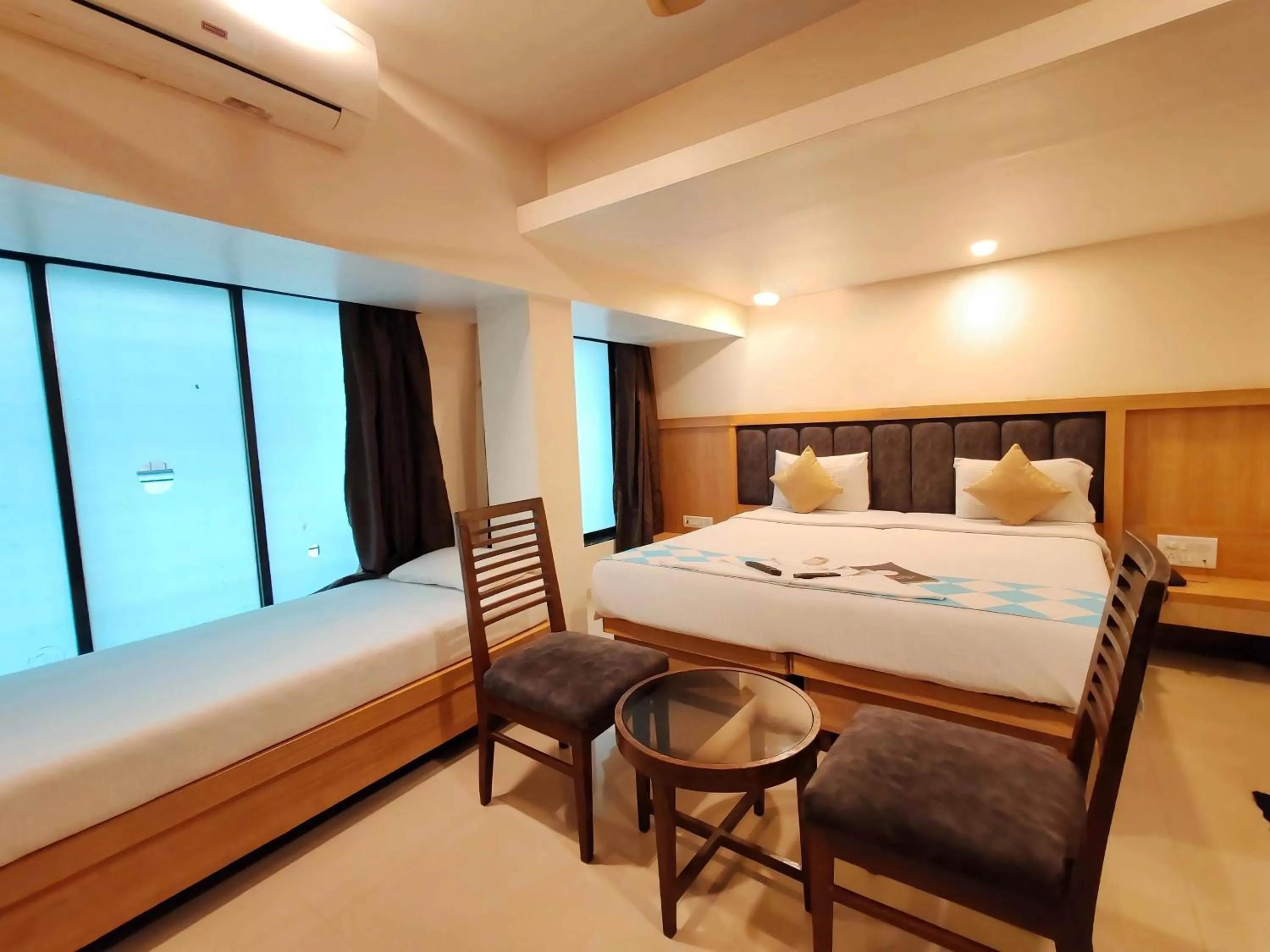 Bedroom, Bed in Hotel Aishwarya Residency