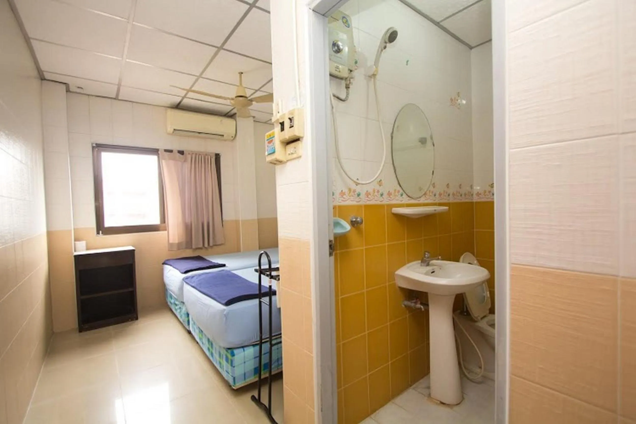 Day, Bed in At Home Guest House