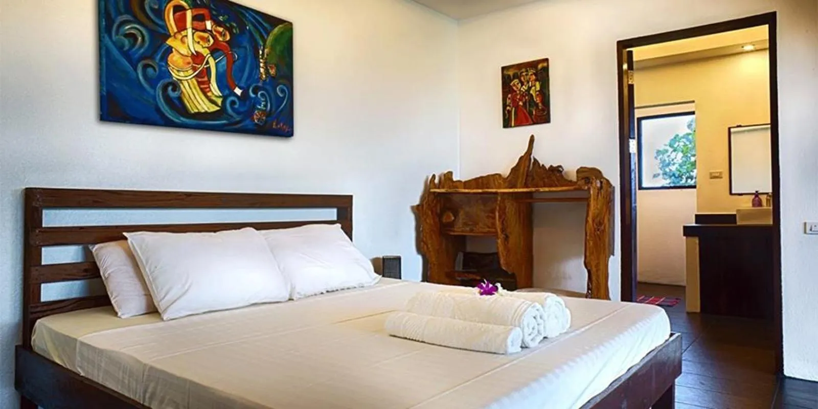 Bed in Villa Maya