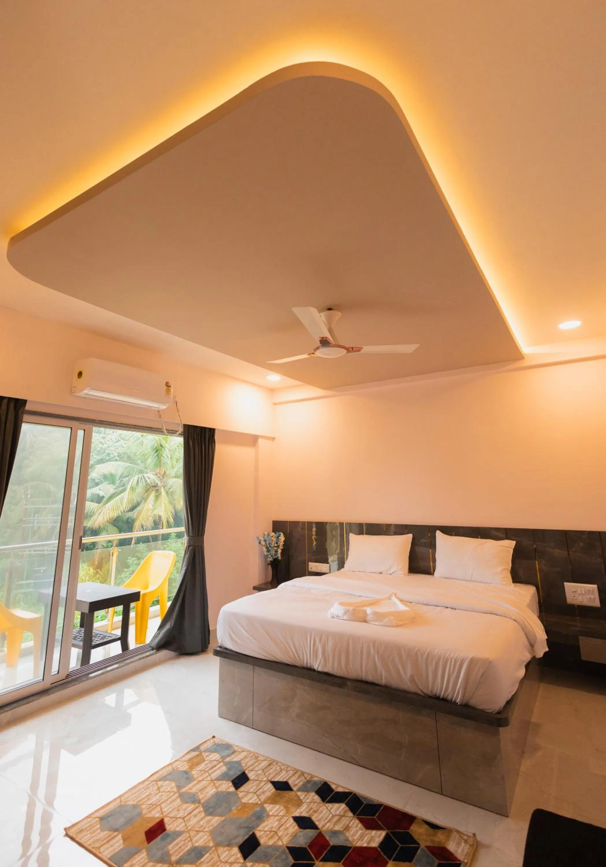 Bedroom, Bed in Shreem Resort