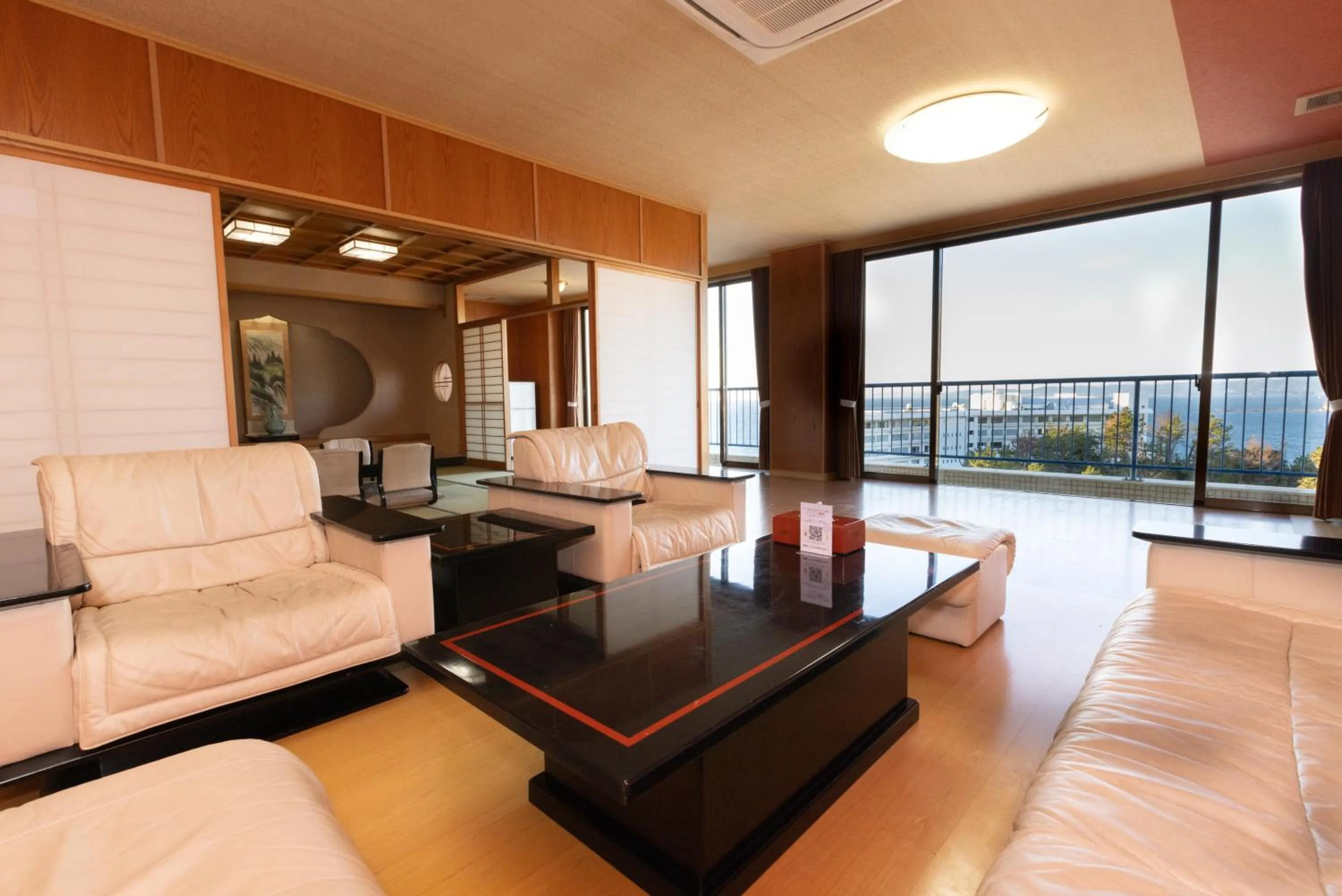 Shirahama Onsen Kisyu Hanto