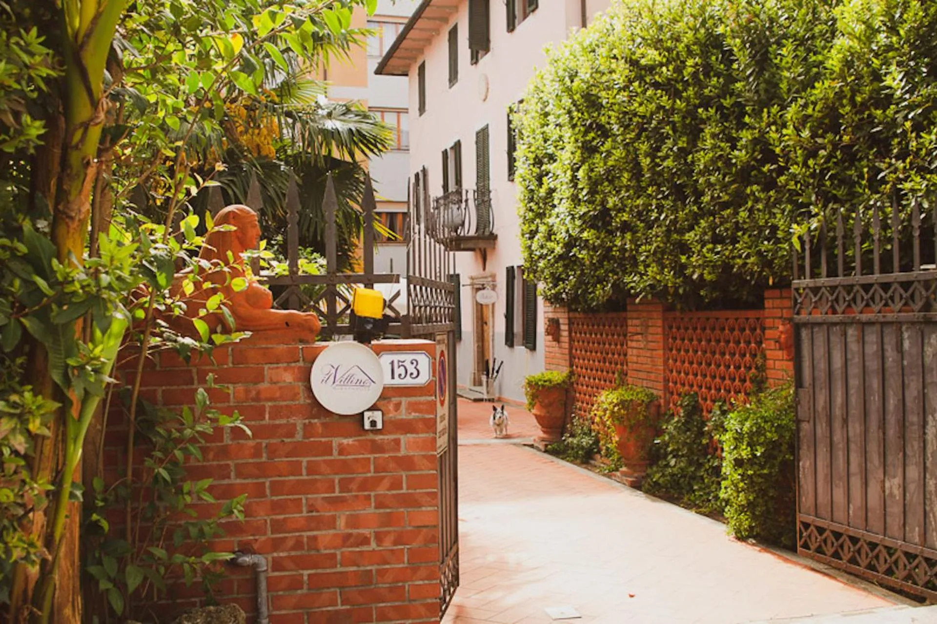 Property building in Il Villino