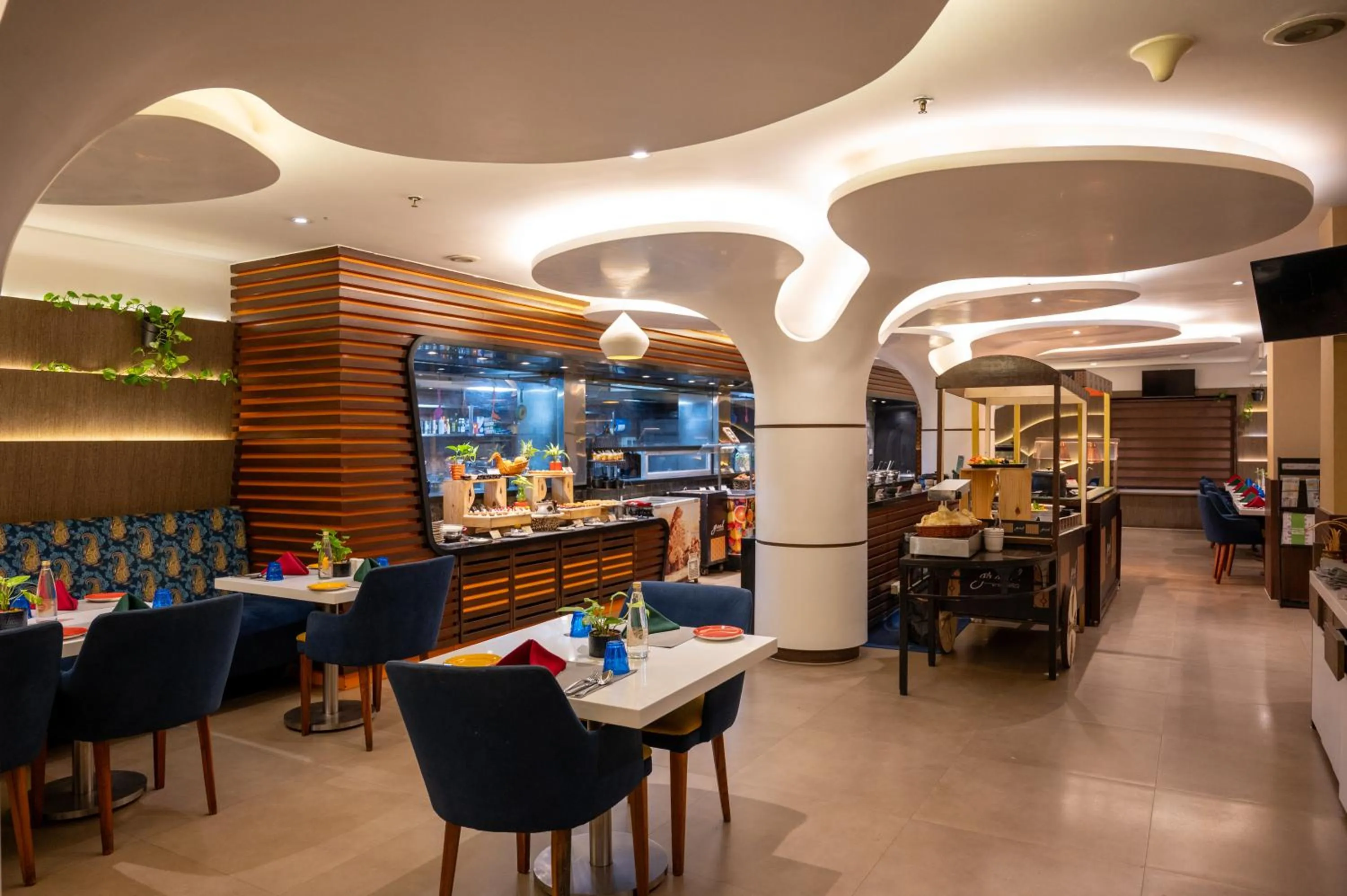 Restaurant/places to eat in Grand Kakinada by GRT Hotels