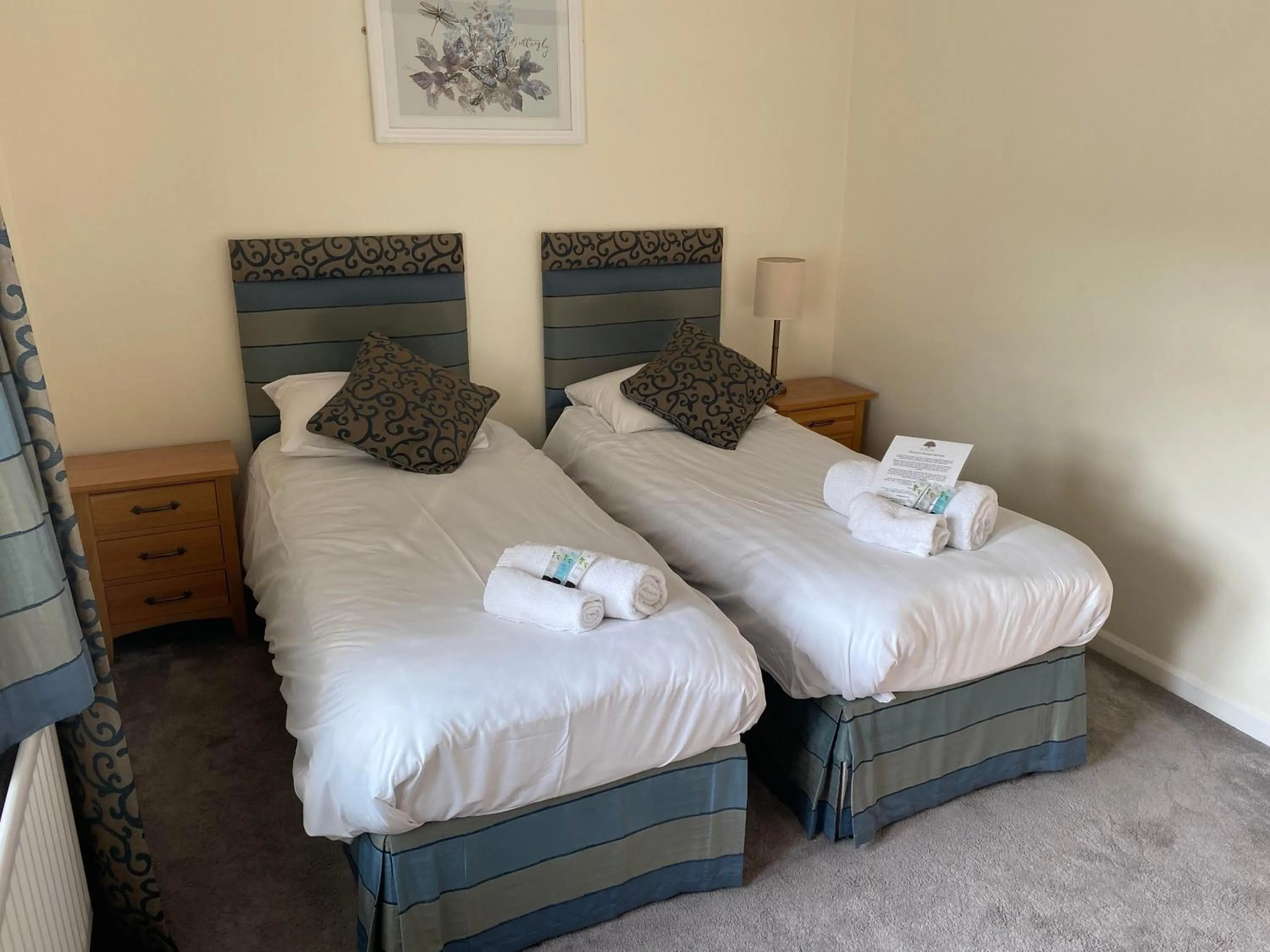 Bedroom, Bed in The Royal Oak