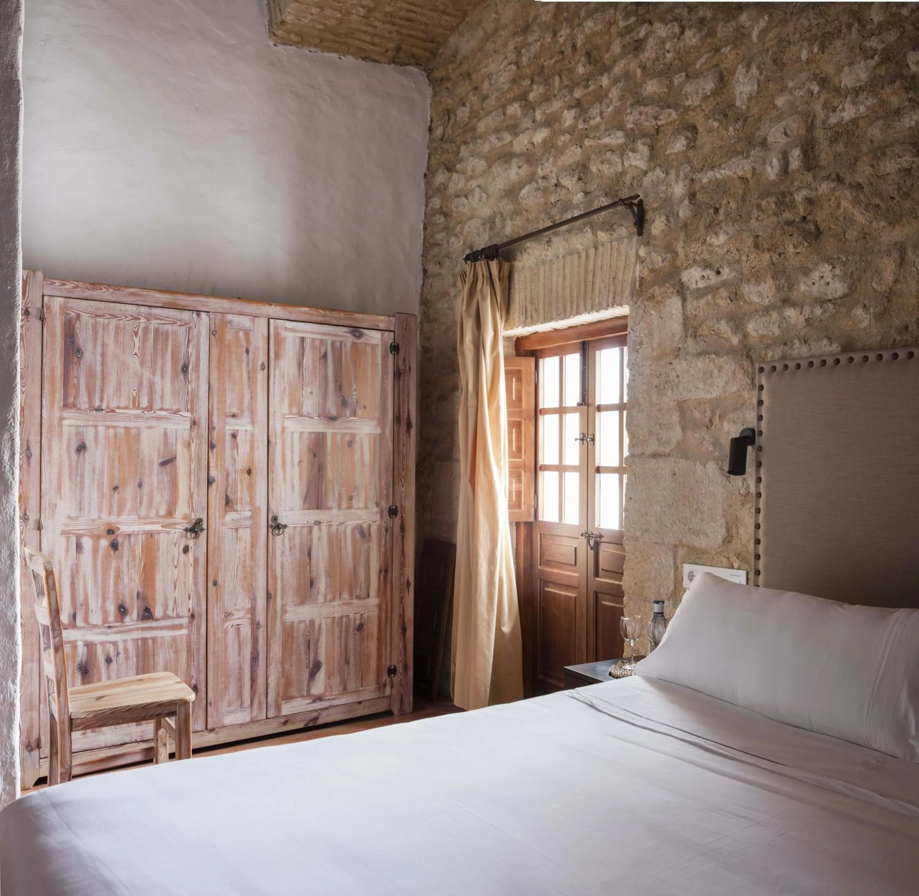 Bed in Hotel Tugasa Convento San Francisco