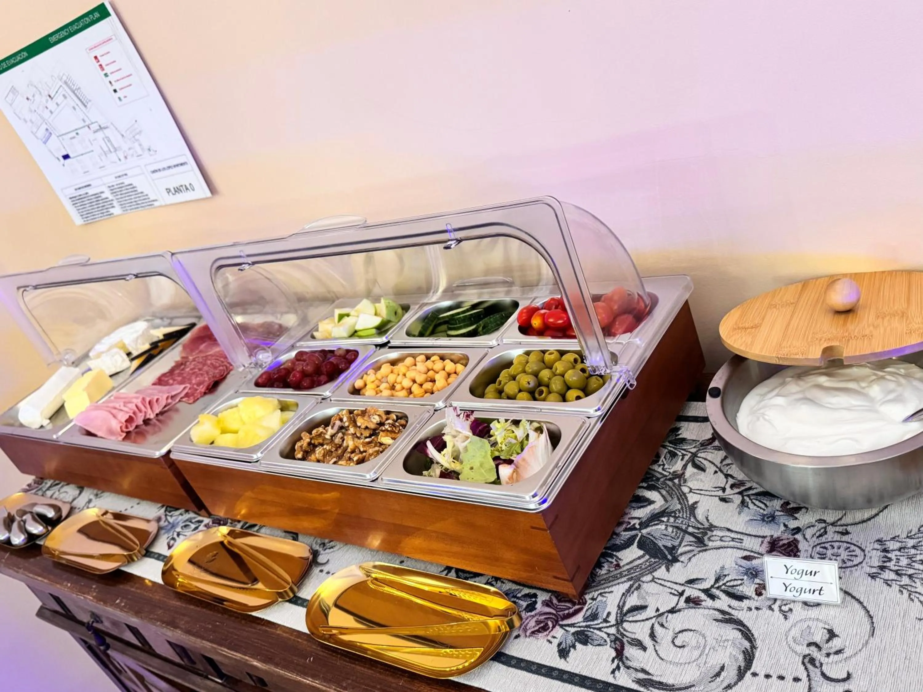 Breakfast in Hotel Boutique Casón De Los López