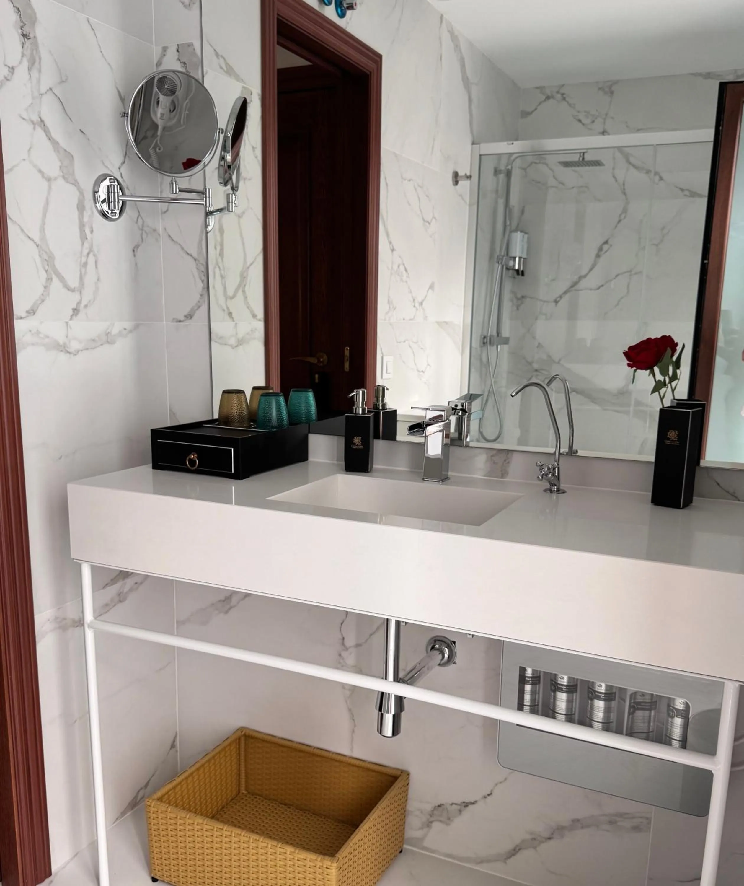 Shower in Hotel Boutique Casón De Los López