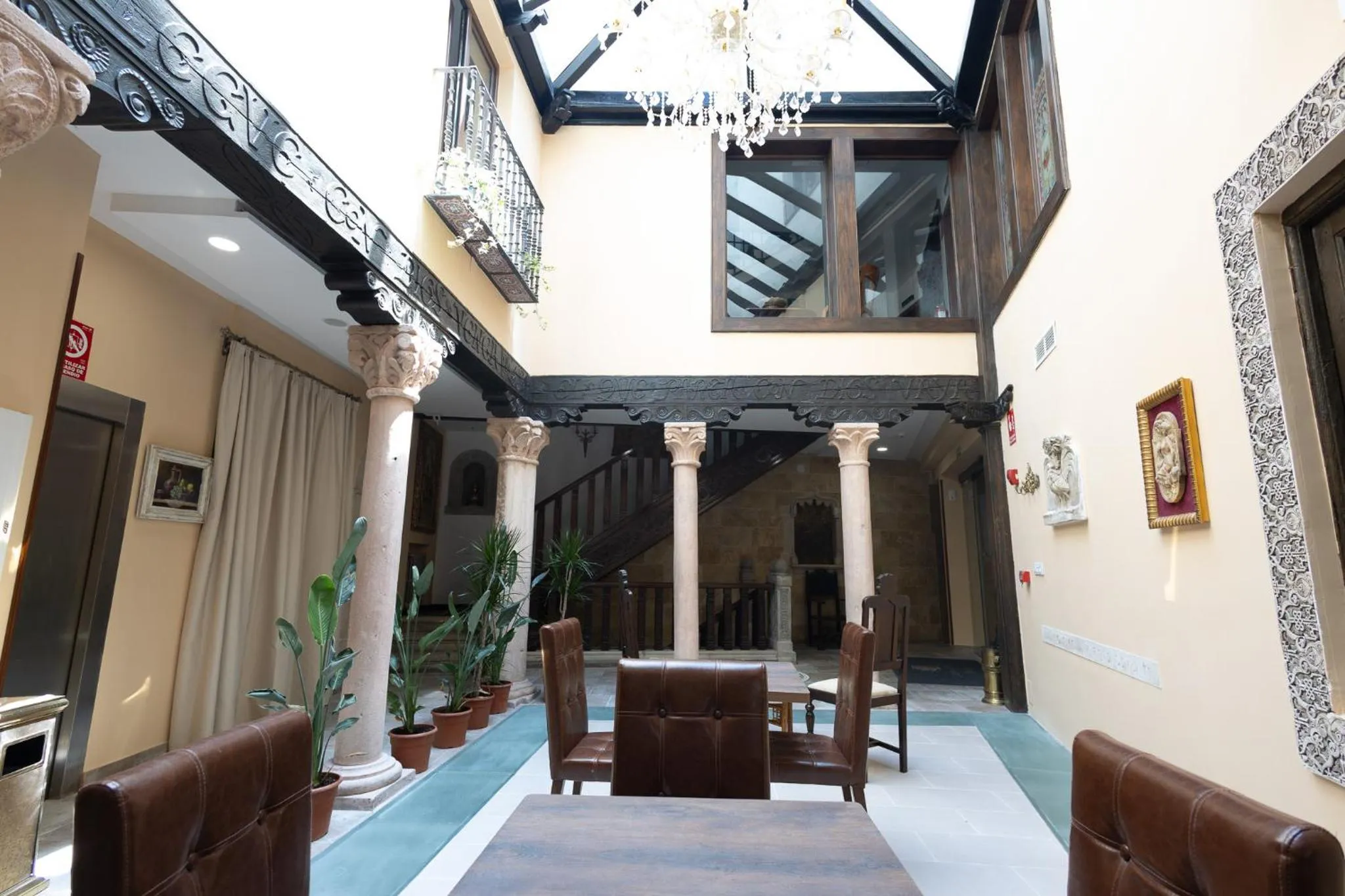 Patio in Hotel Boutique Casón De Los López