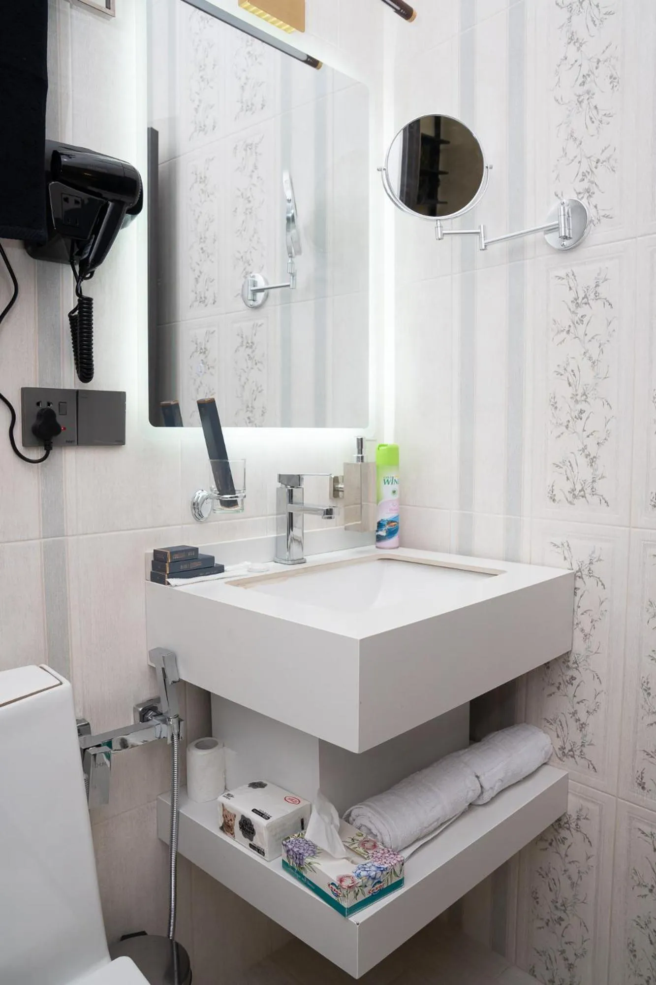 Bathroom in Prime Suites Hotel