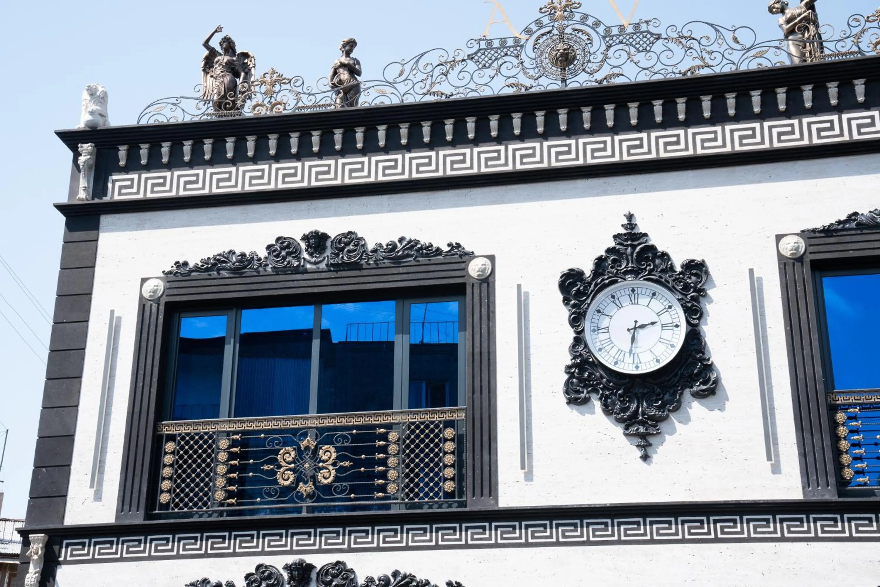 Day in Prime Suites Hotel