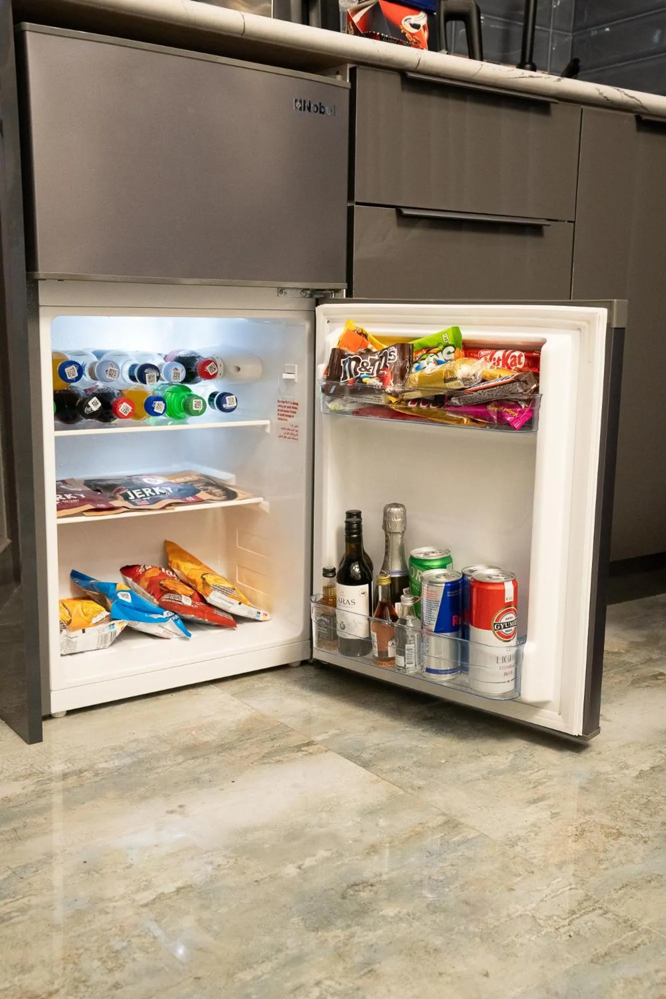 Food and drinks in Prime Suites Hotel