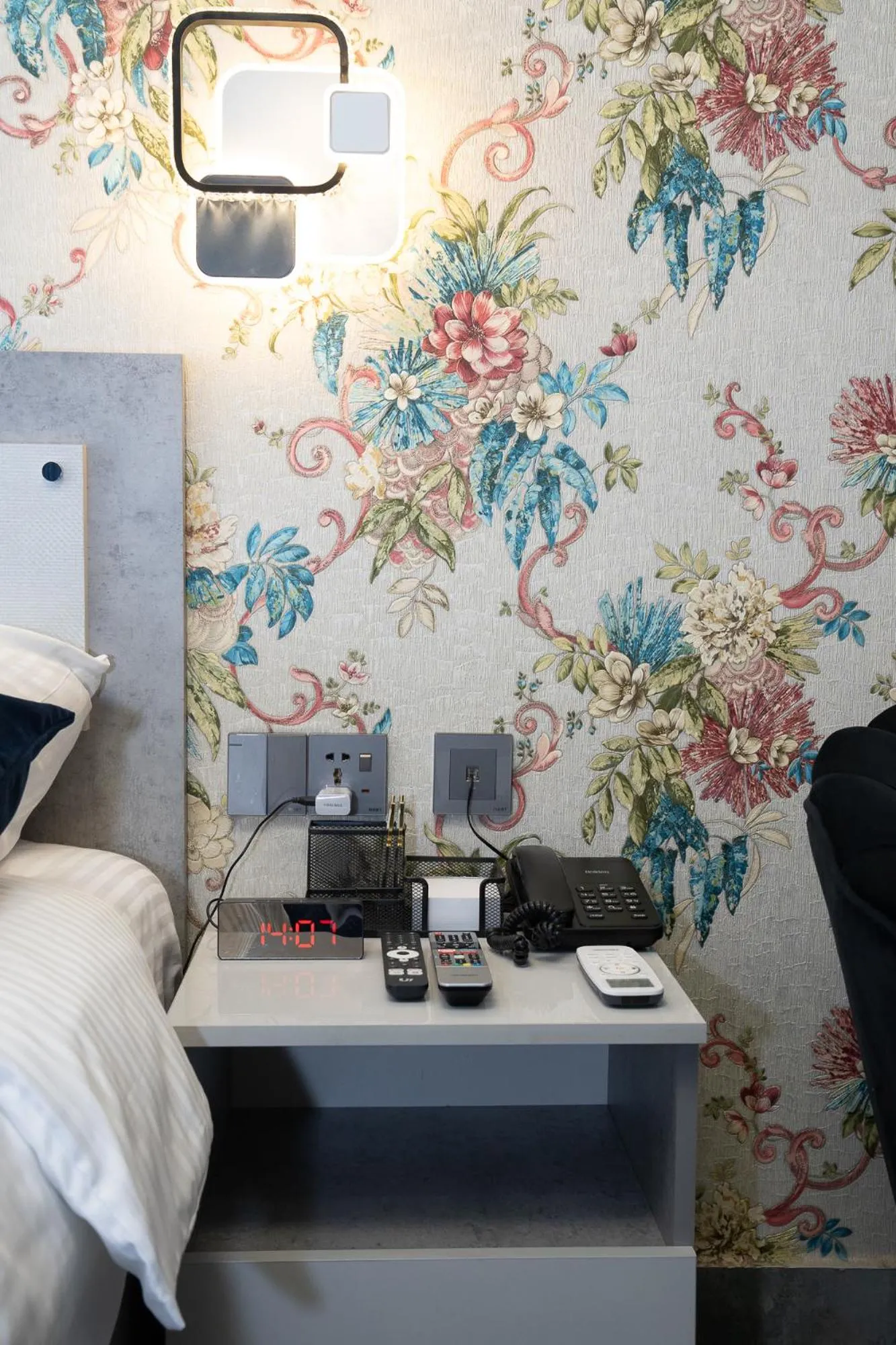 Photo of the whole room, Bed in Prime Suites Hotel