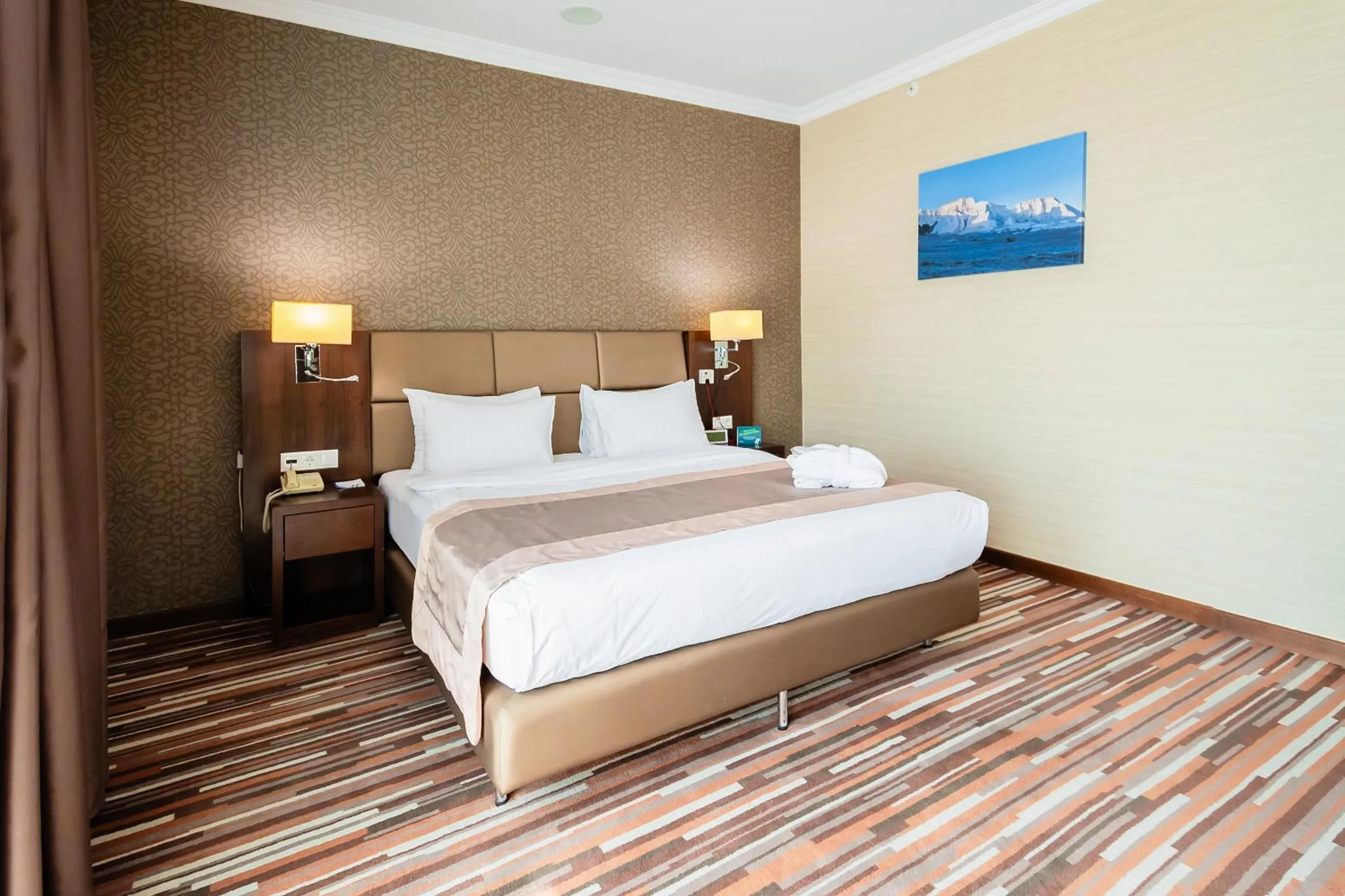 Bed in Holiday Inn Aktau by IHG