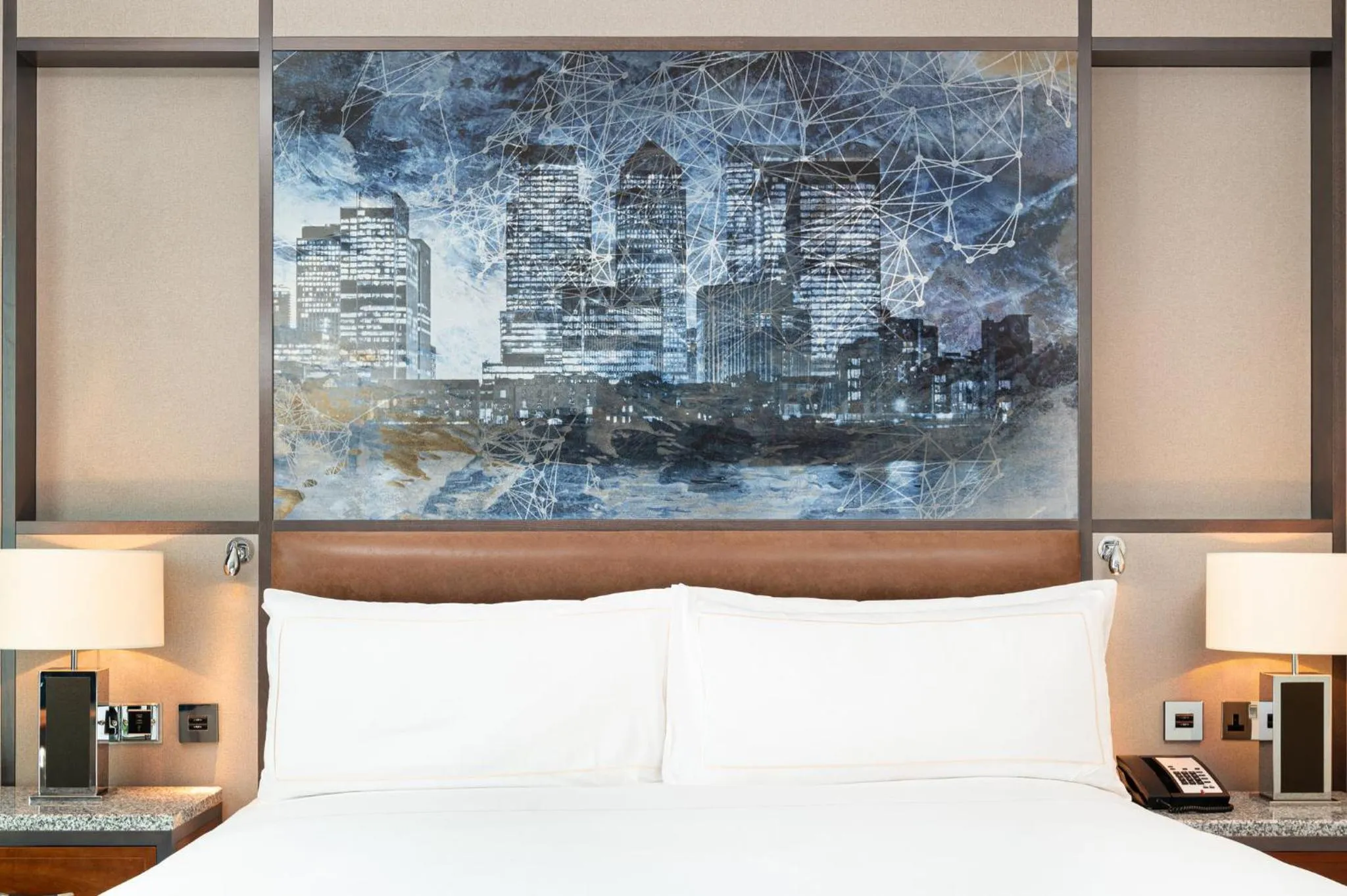 Photo of the whole room, Bed in InterContinental London - The O2