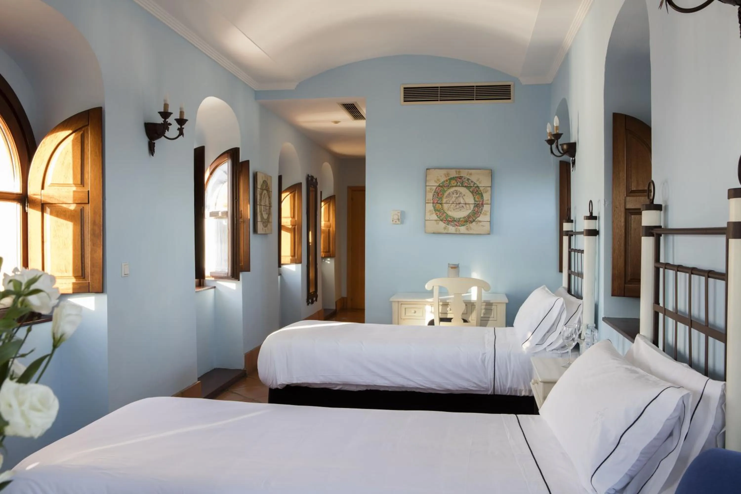 Hotel Tugasa Arco de la Villa