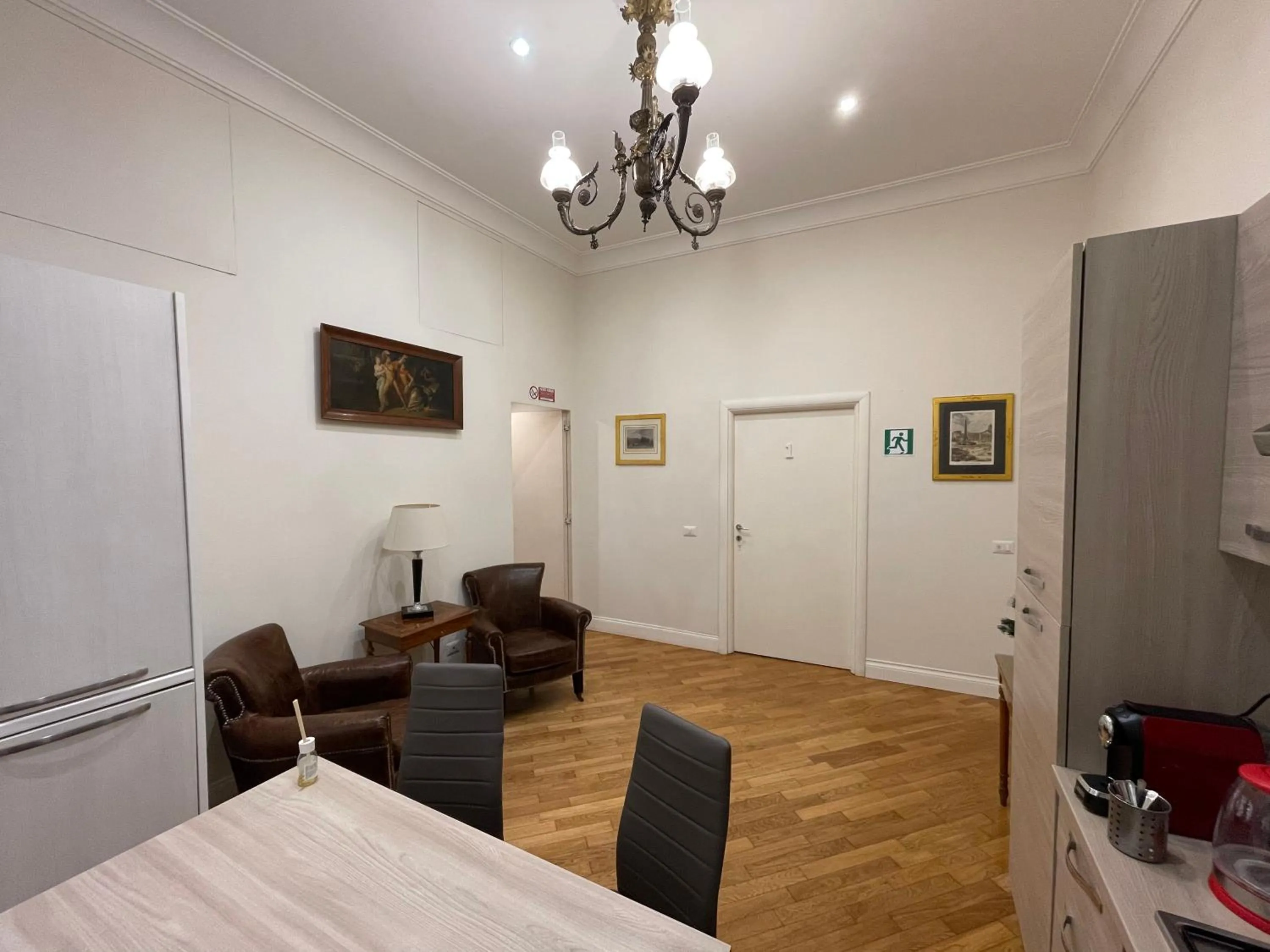 Seating area, Bed in Casa Claudia Giulio Cesare