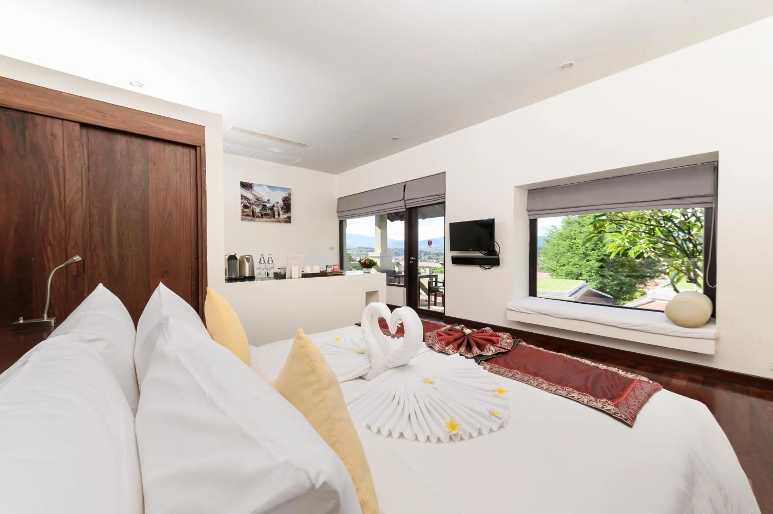 Bed in Luang Prabang View Hotel