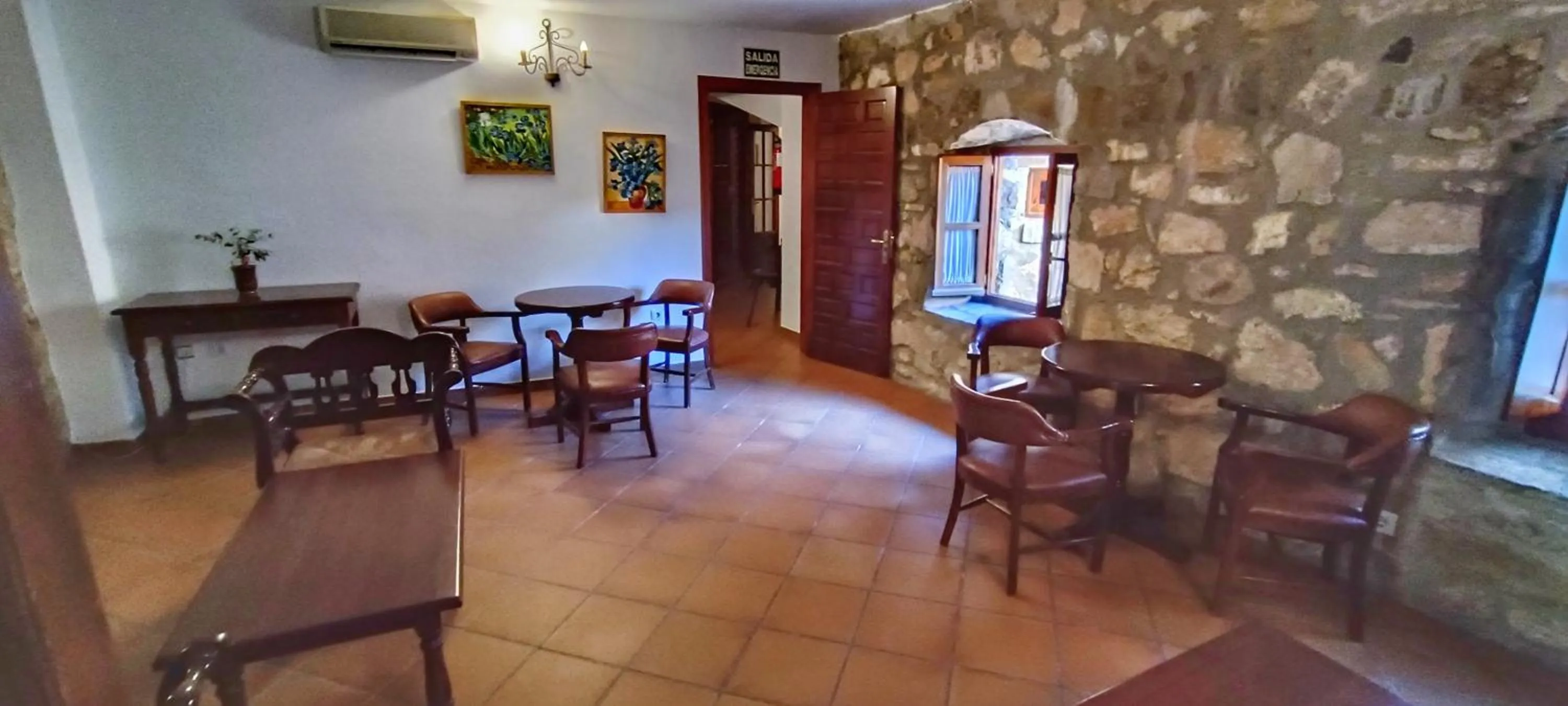 Living room in Tugasa Hotel y Apartamentos rurales La Posada