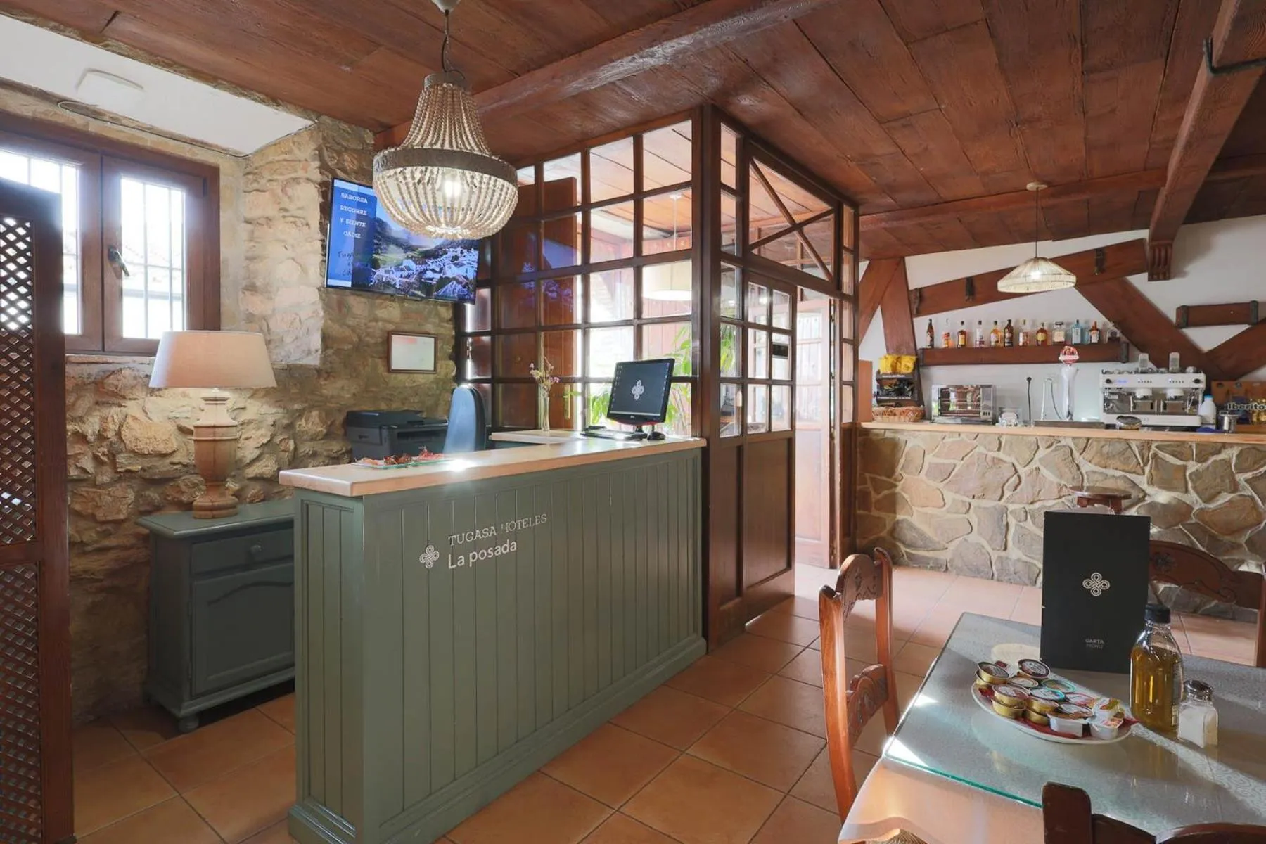 Lobby or reception in Tugasa Hotel y Apartamentos rurales La Posada