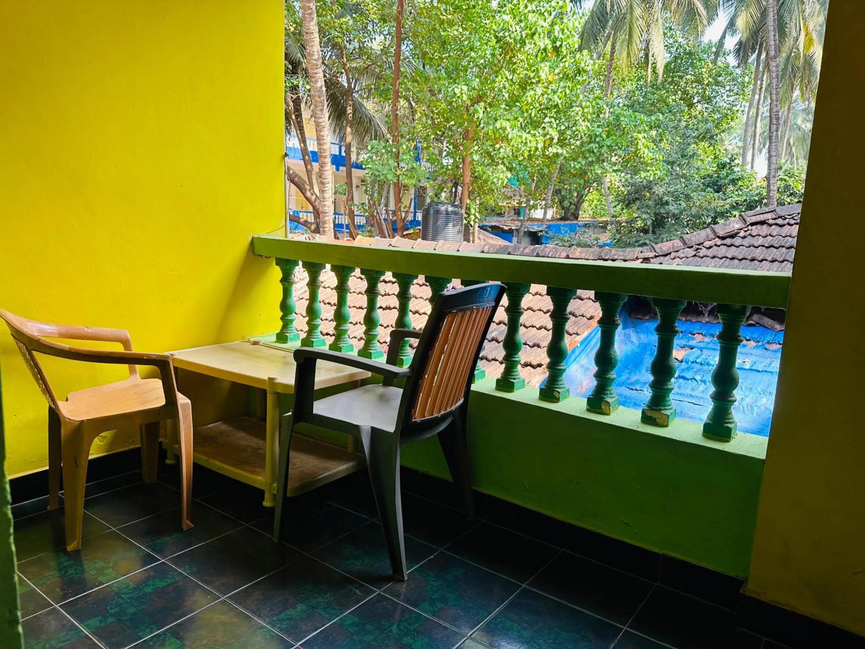Balcony/Terrace in Savitri Guest House