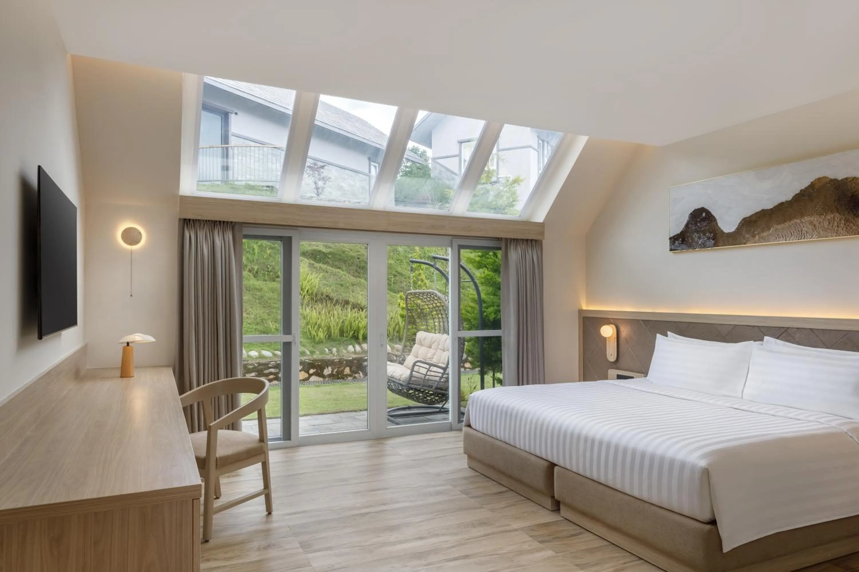 Photo of the whole room, Bed in Himalayan Hideaway Resort Pokhara, The Centara Collection