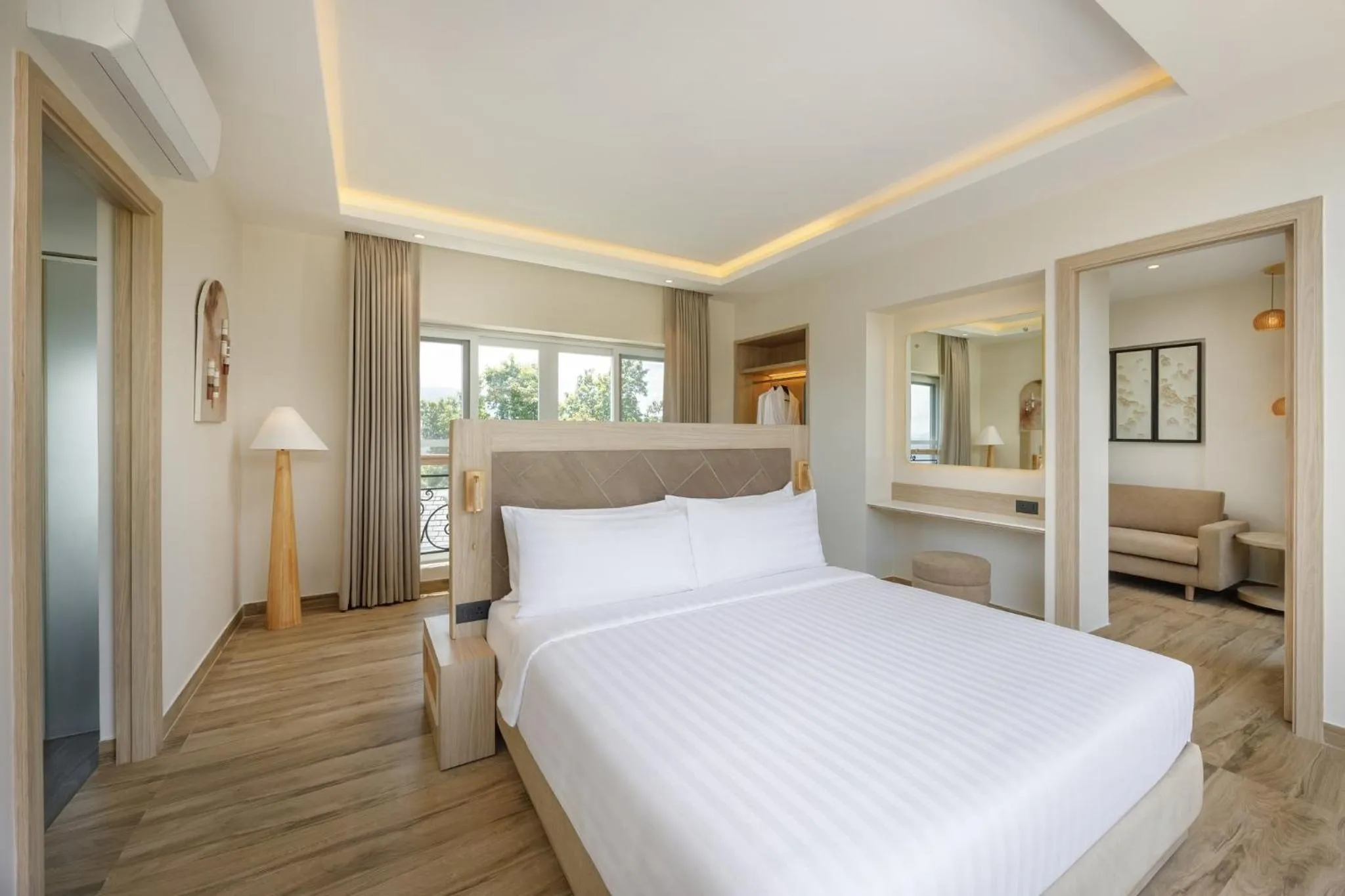 Photo of the whole room, Bed in Himalayan Hideaway Resort Pokhara, The Centara Collection