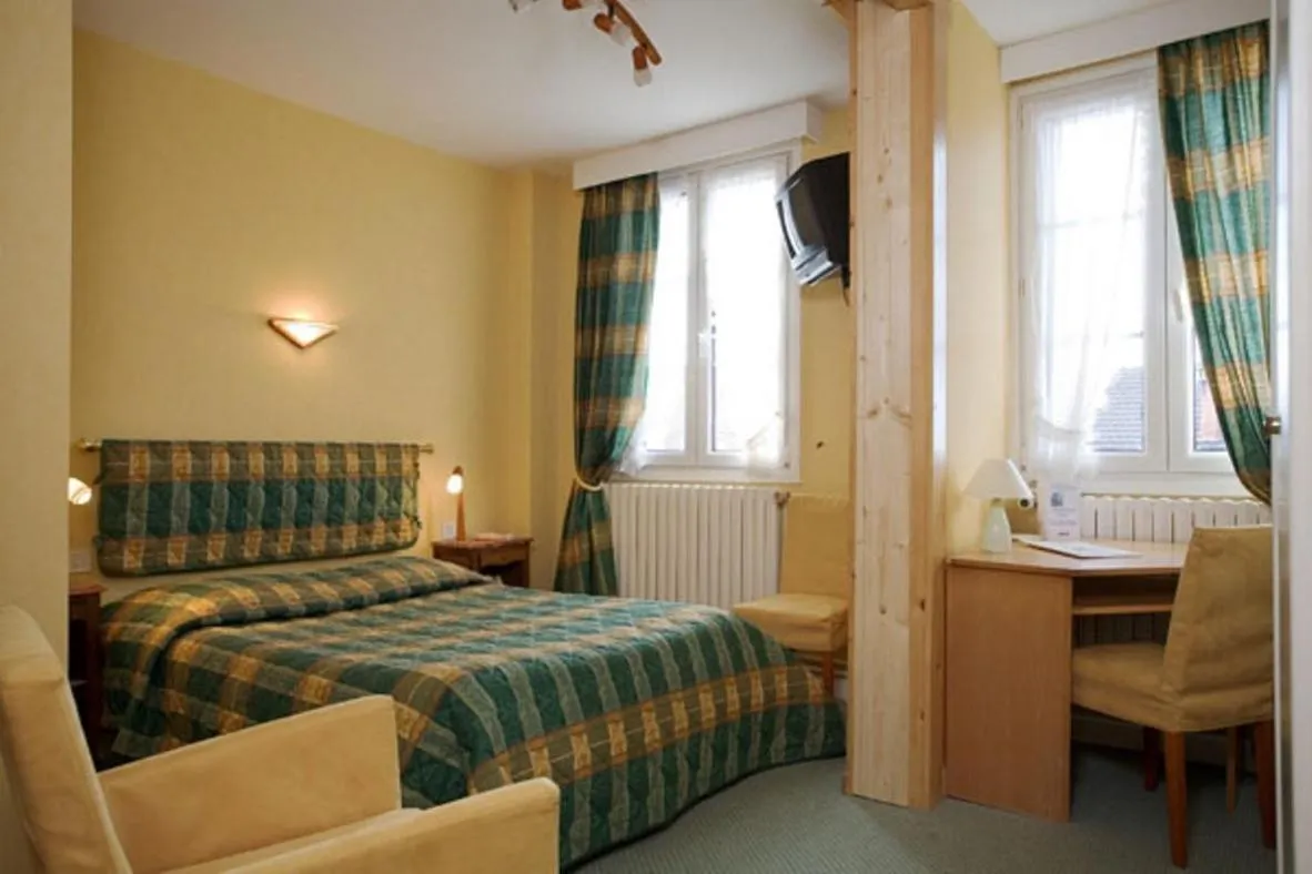 Logis Hôtel Restaurant Robichon