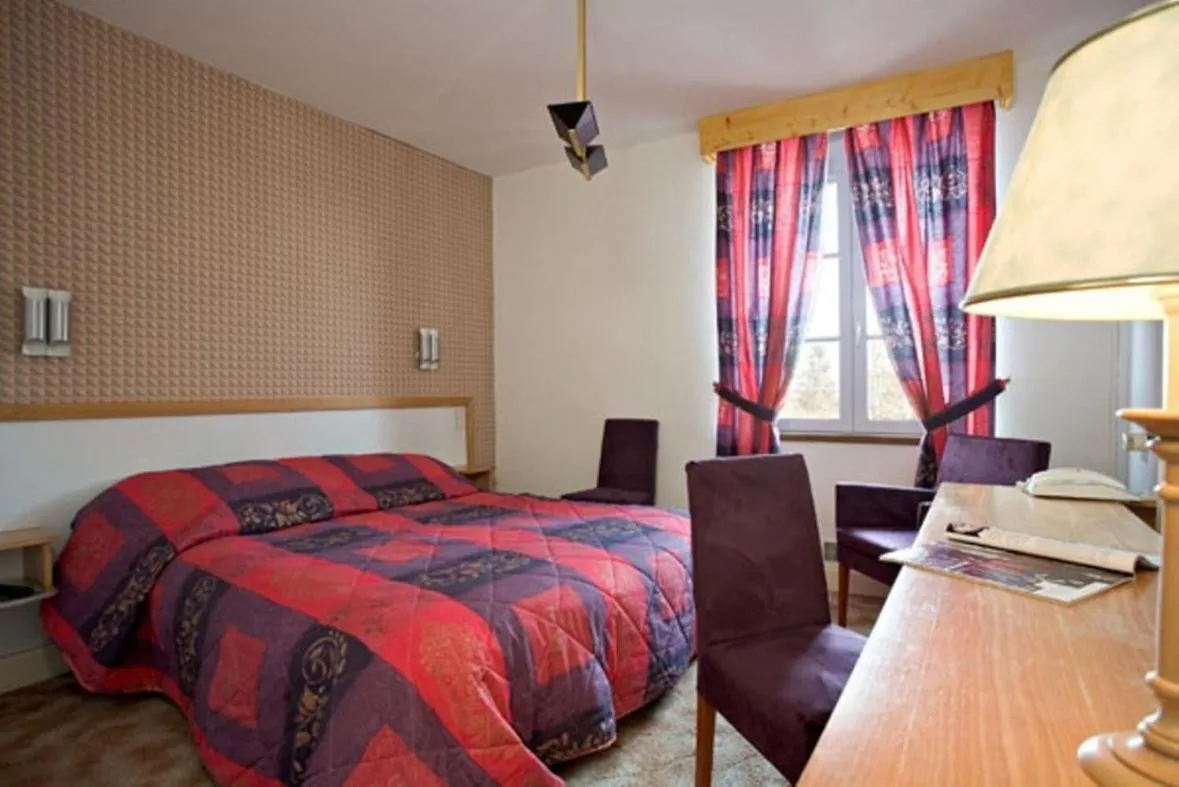 Logis Hôtel Restaurant Robichon