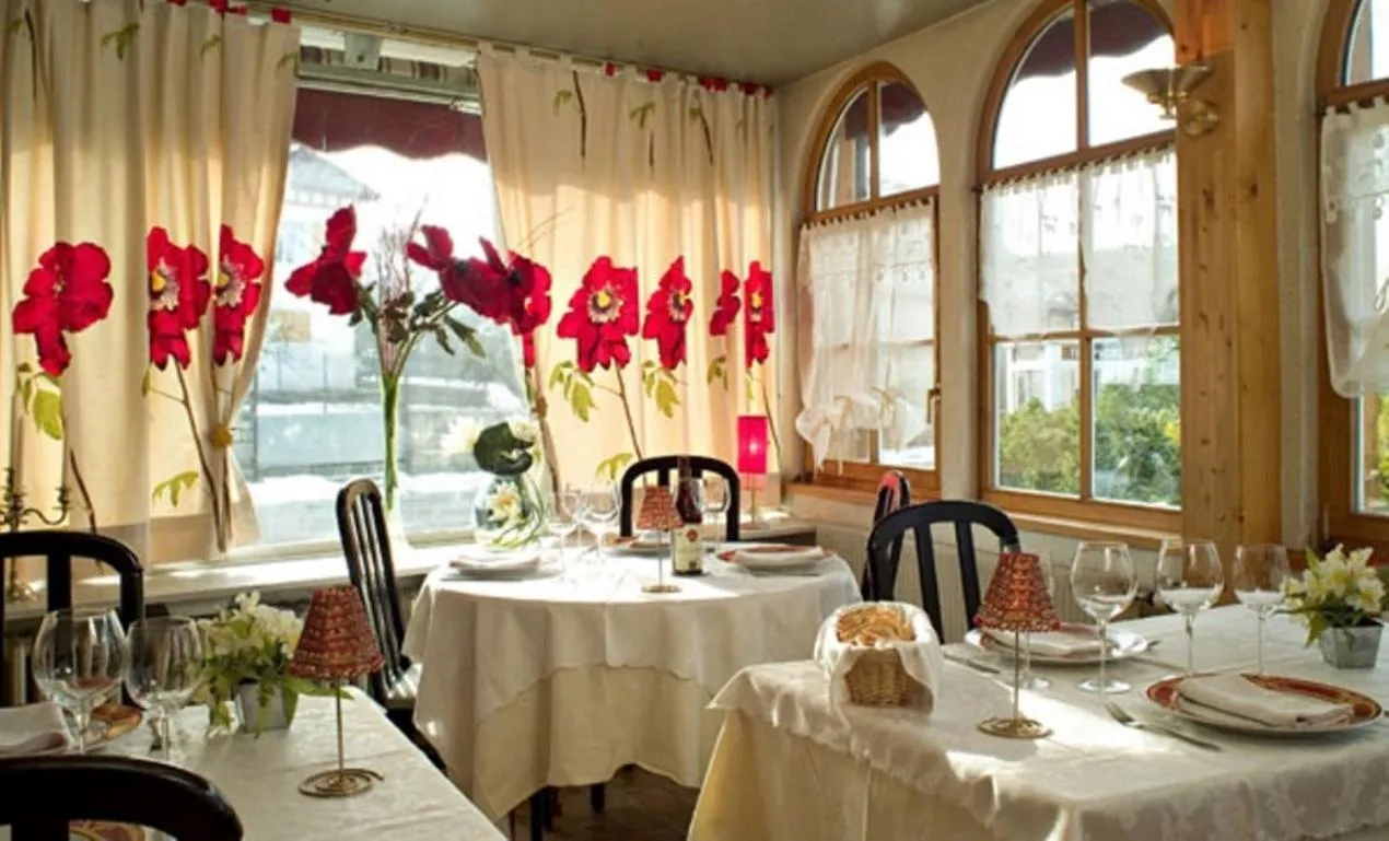 Logis Hôtel Restaurant Robichon