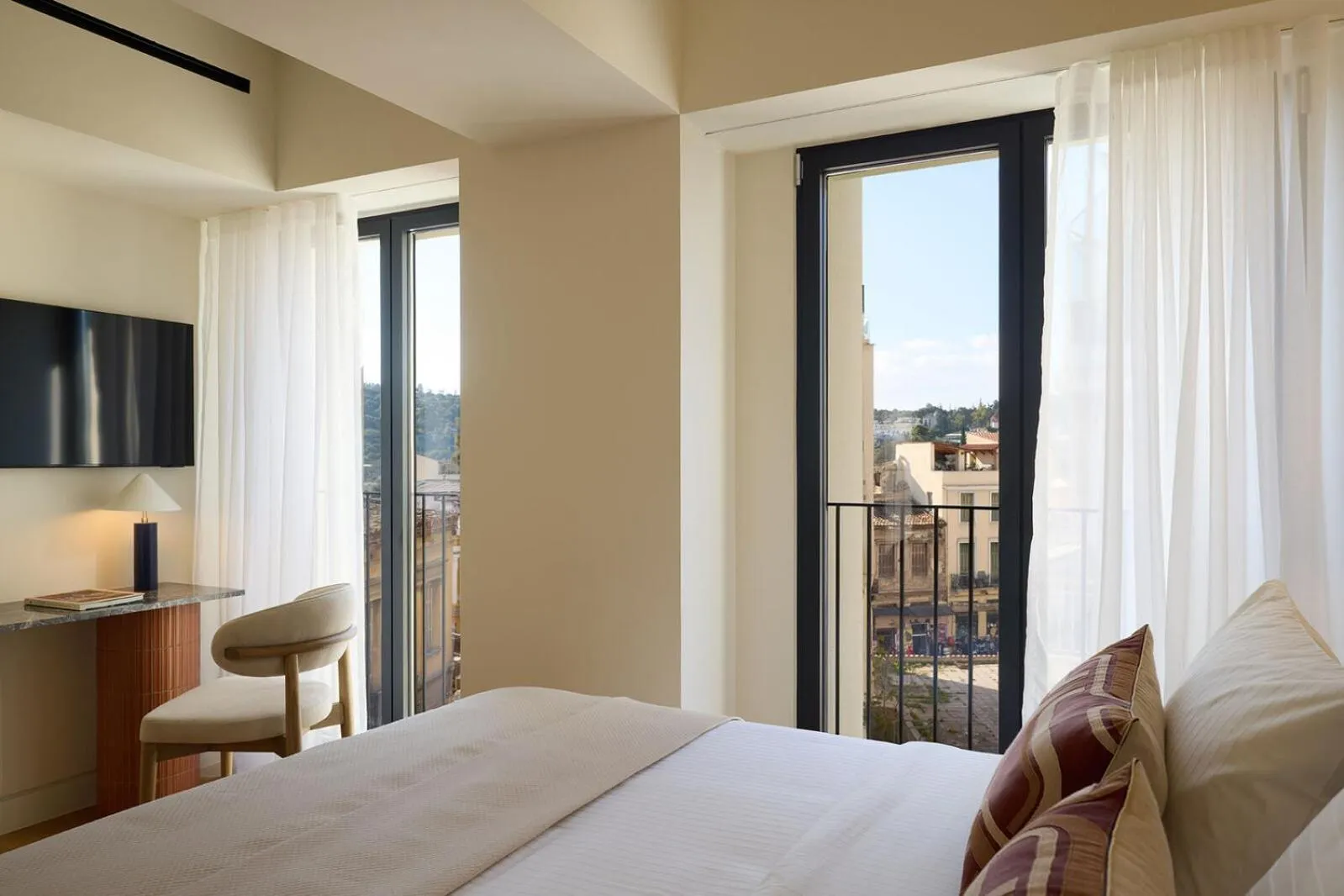 Bedroom, Bed in Bellen Athens Ηotel